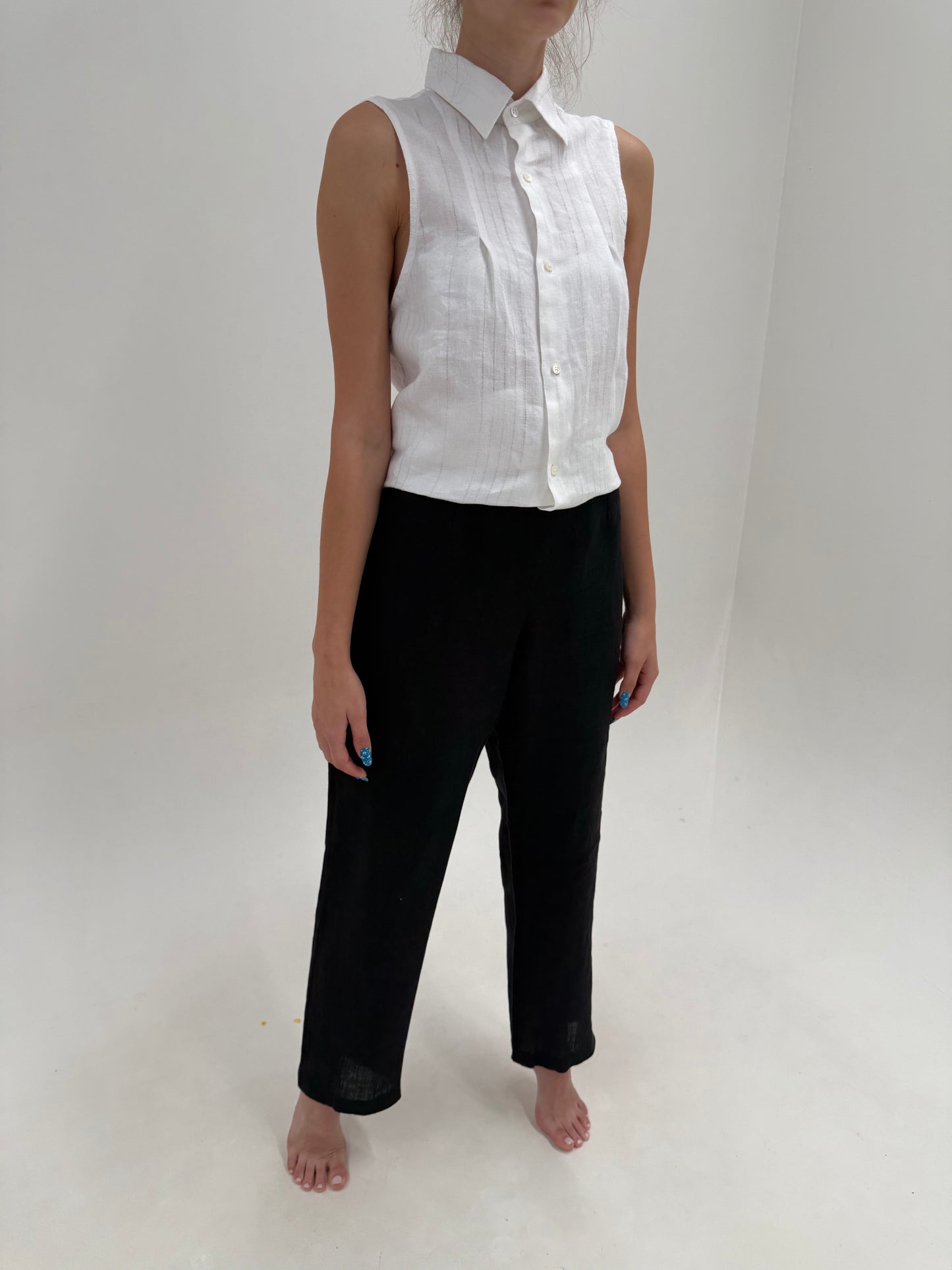 Pantaloni tall din in negru cu talie ultra înaltă în croi țigaretă