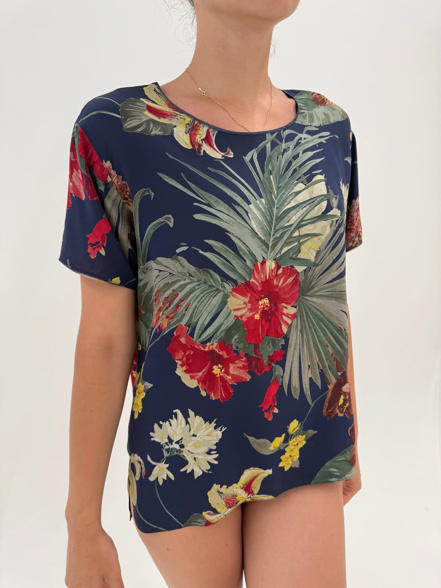 Top din mătase naturală Etro cu print organic superb în croi lejer