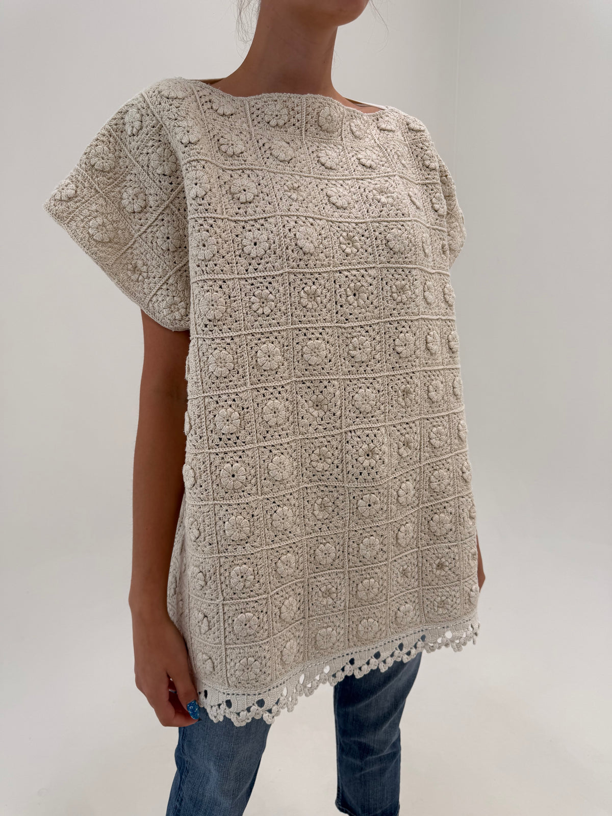 Tunica excepțională light nude din macrame 3D lucrat manual și pânză de in