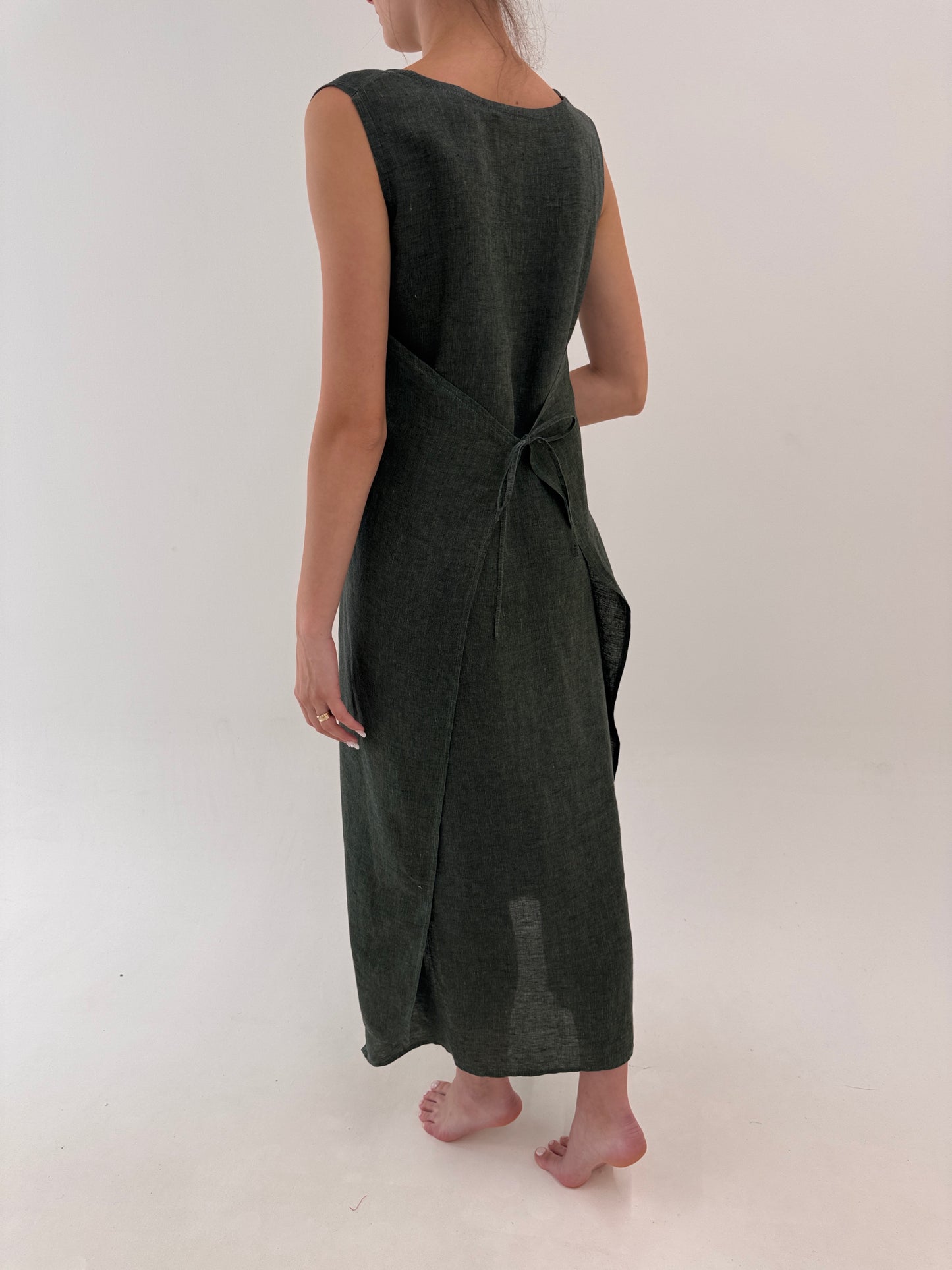 Rochie maxi dark green din pânză excepțională de in în croi chic