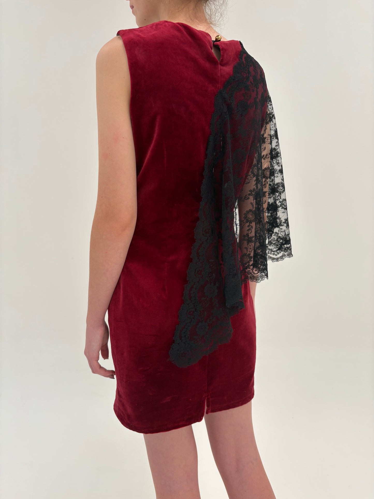 Rochie vintage din catifea excepțională de bumbac cu dantelă