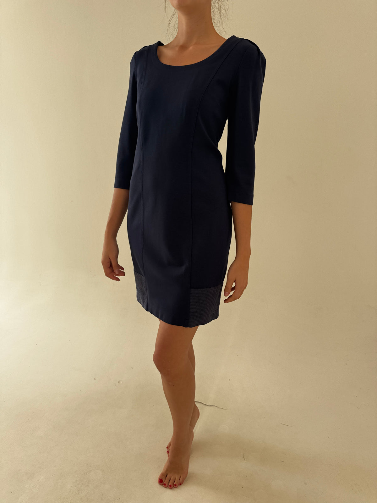 Rochie Hugo Boss business casual din tricot gros de bumbac modelator