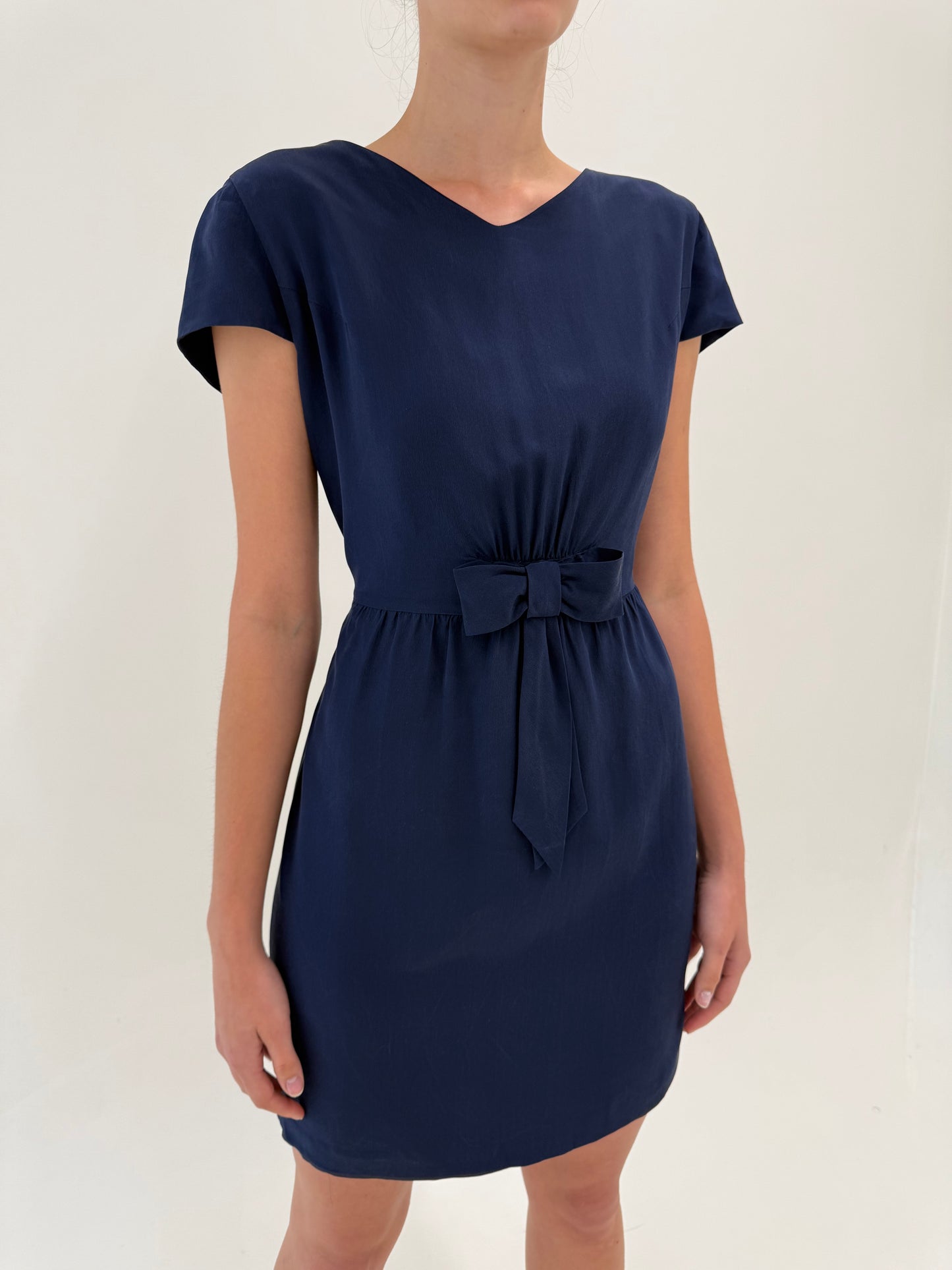 Rochie Navy vintage din mătase matuala în croi ultra feminin de la zi la seară