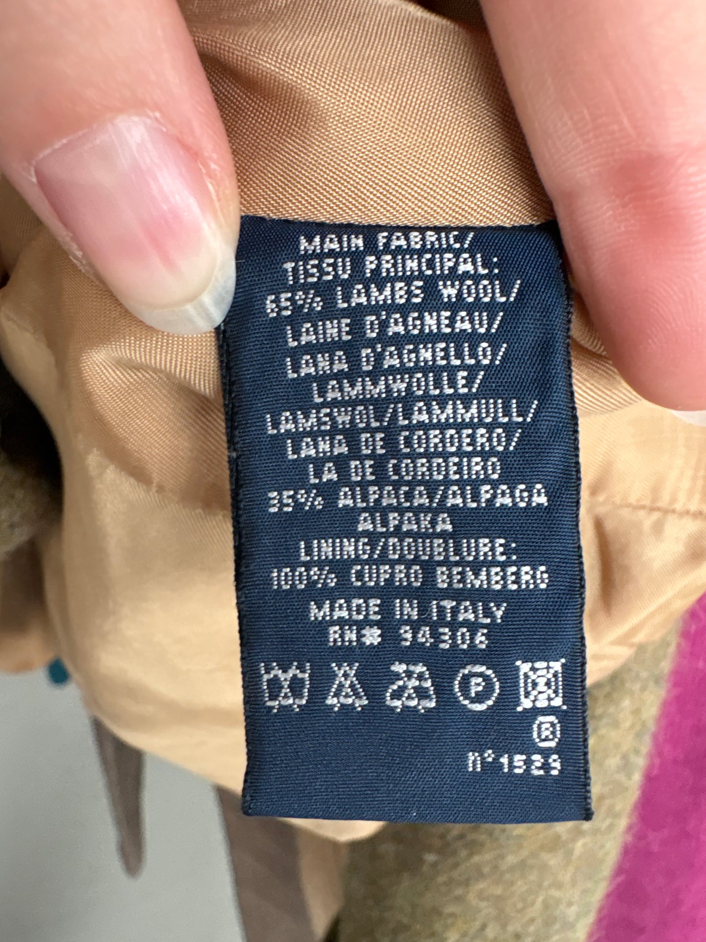 Sacou Ralph Lauren cambrat cu închidere dublă din alpaka și lana extrafina