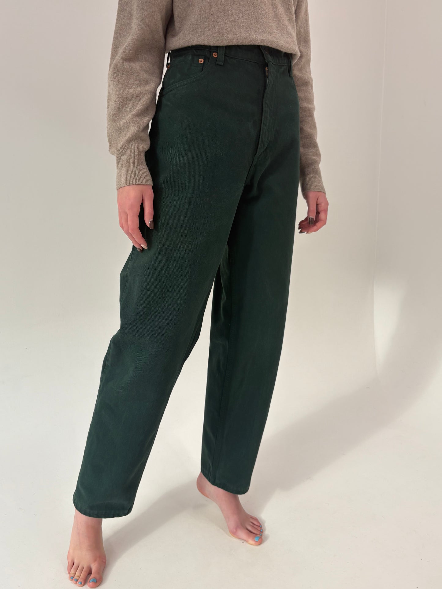Jeans vintage Levi’s model 550 tall cu talie ultra înaltă forest green