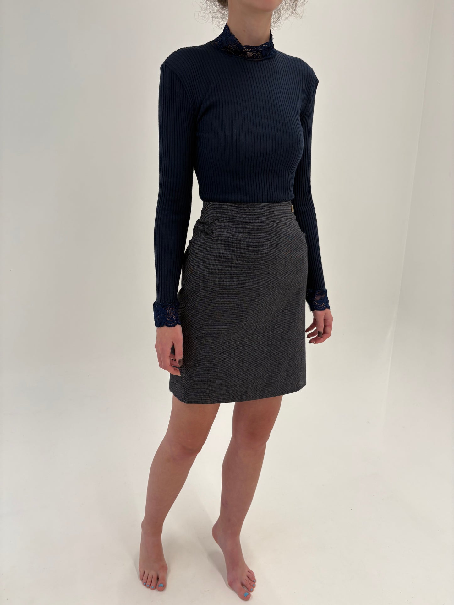 Deux piece italian cu sacou ultra cambrat și fusta în croi chic