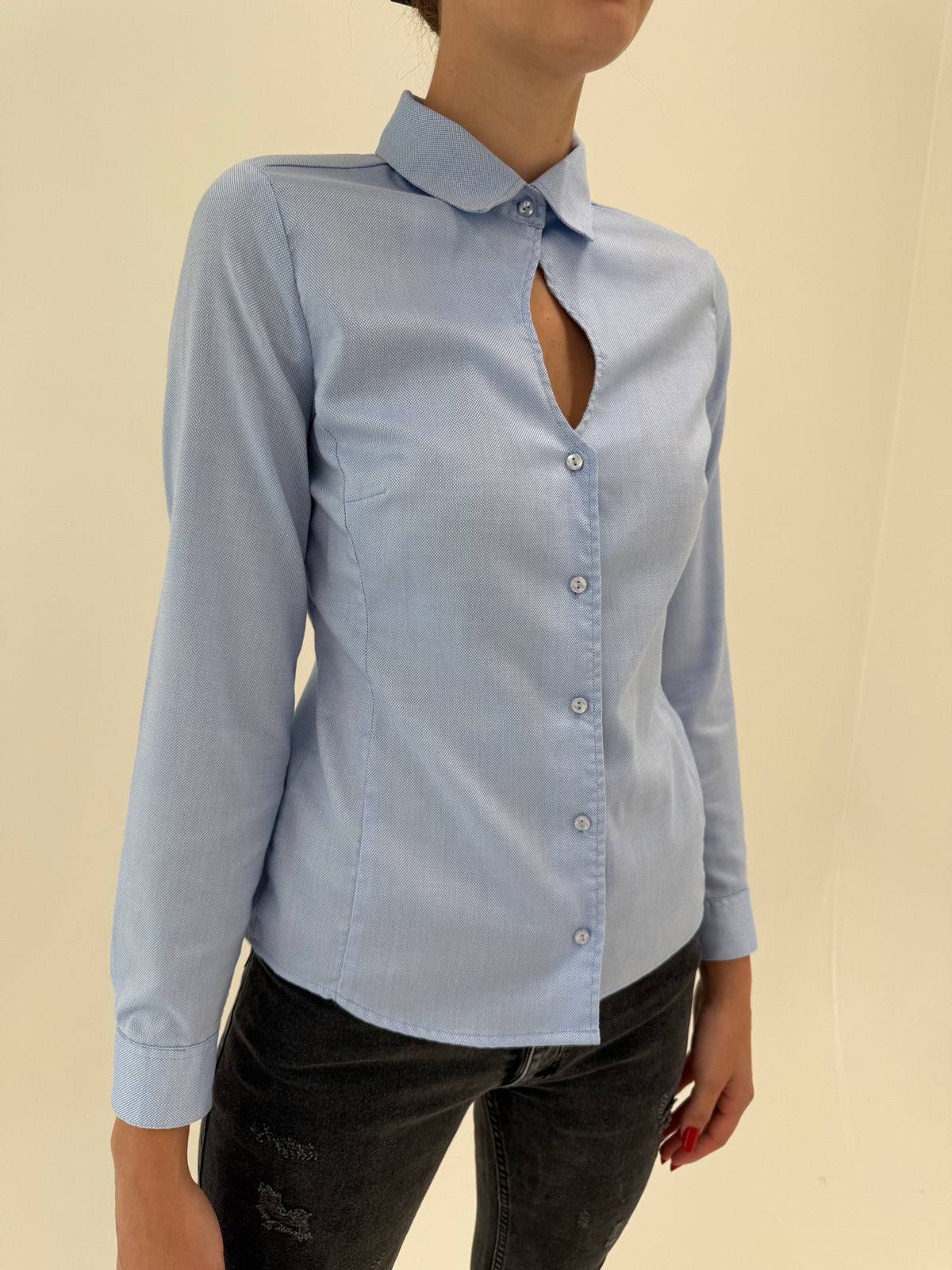 Cămașa Nara Camicie baby Blue din jacquard excepțional de bumbac în croi chic