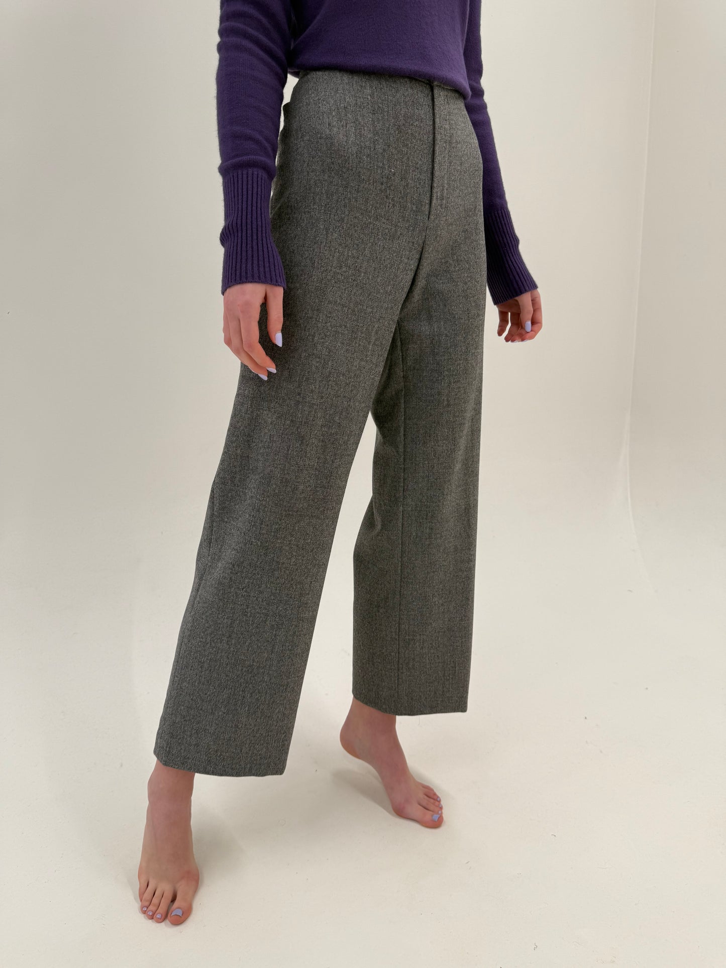 Pantaloni în croi drept din lana extrafina confort