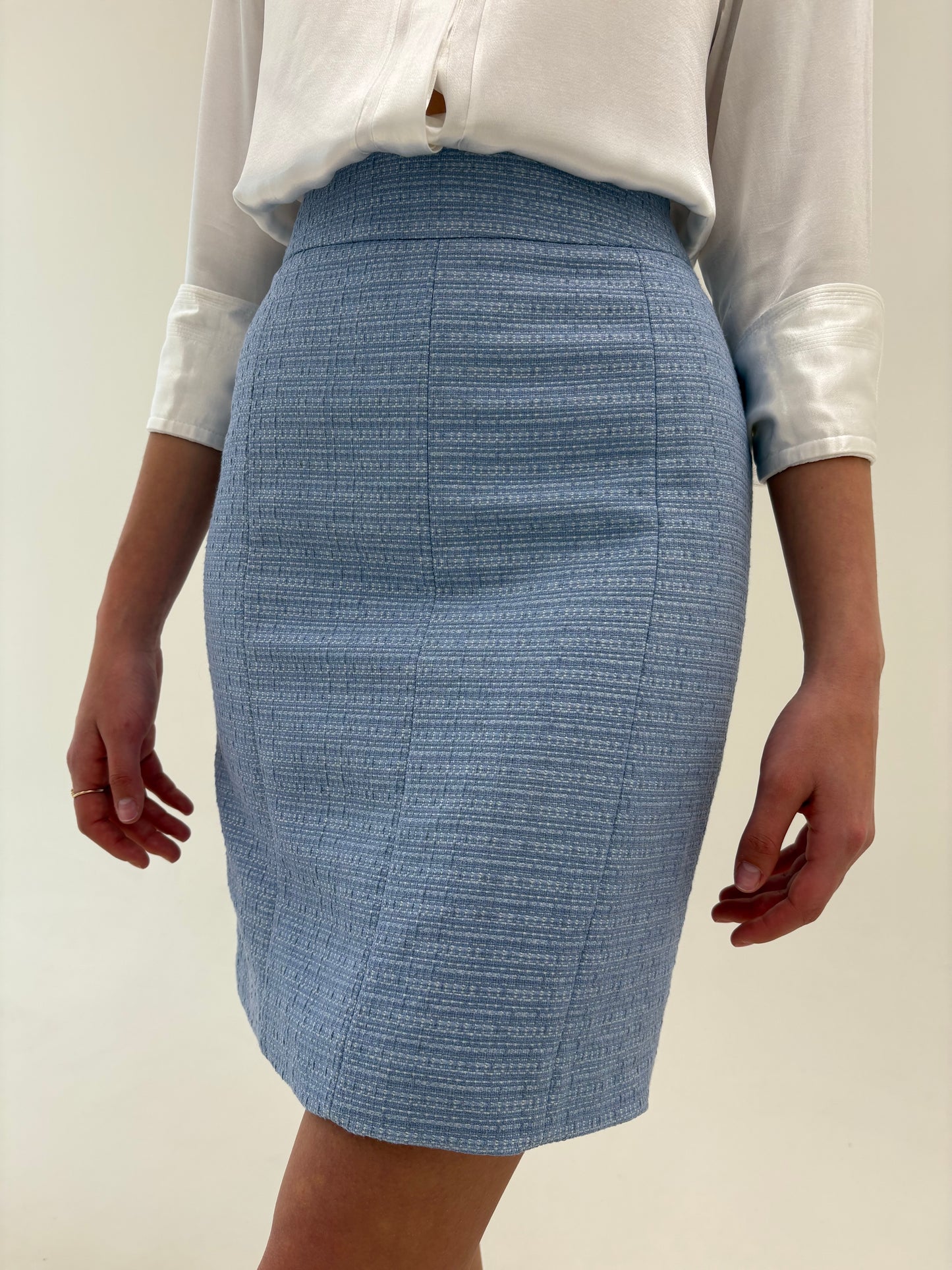 Fustă luxury Salvatore Ferragamo creion baby blue