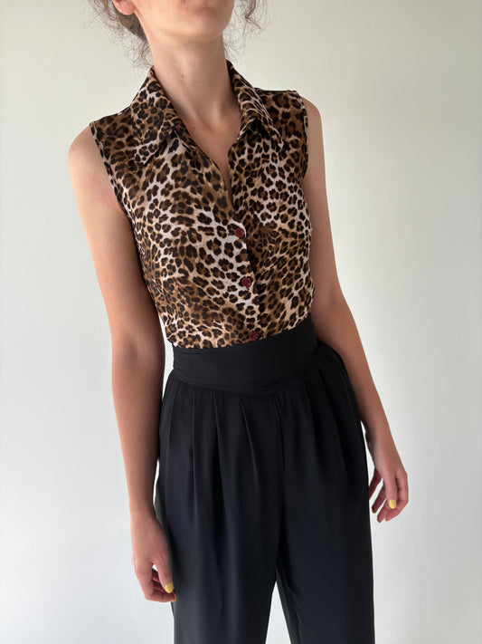 Cămașa italiană animal print în croi minimalist