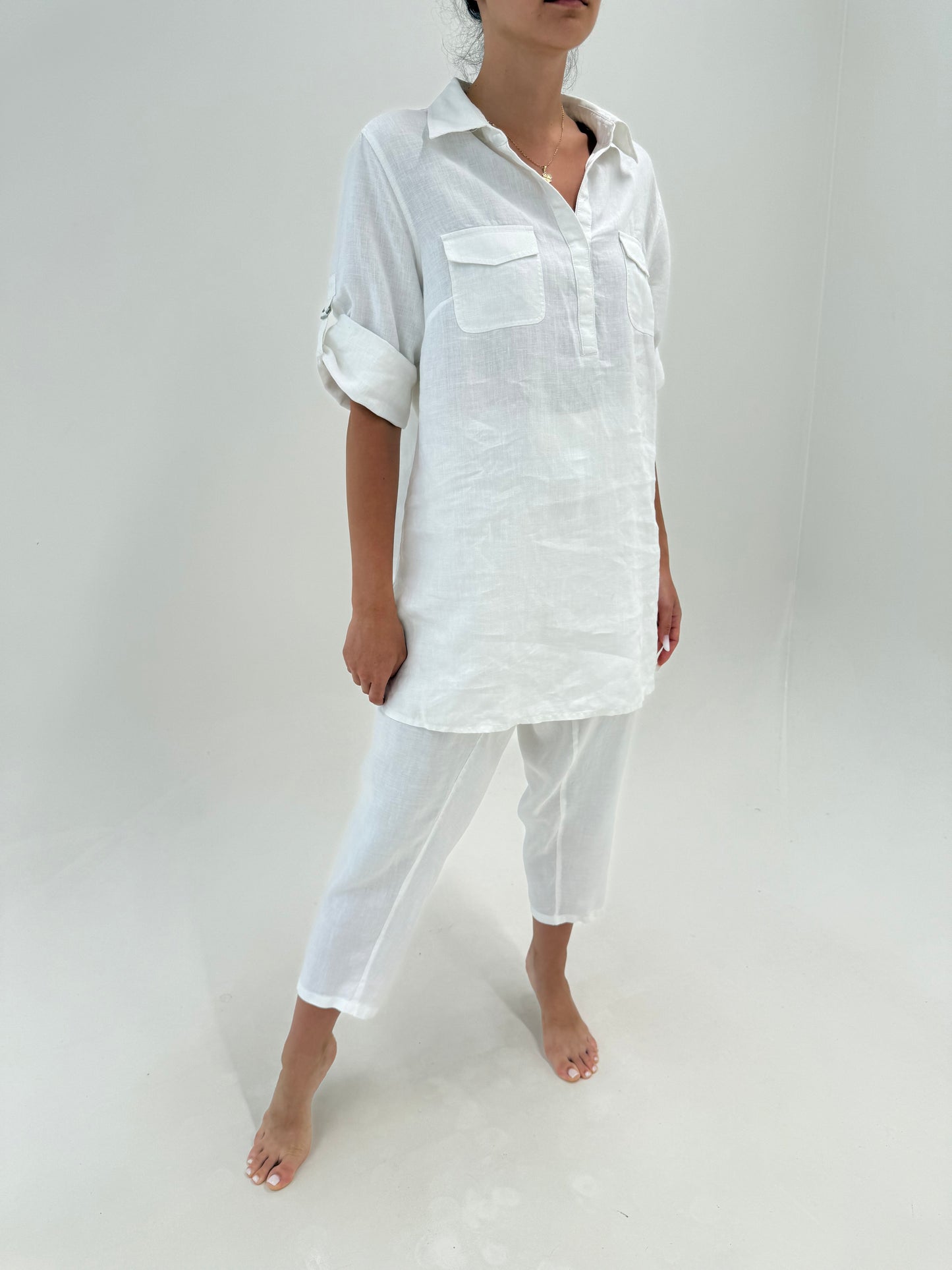 Pantaloni petite din in premium foarte moale cu talie înaltă generoasă
