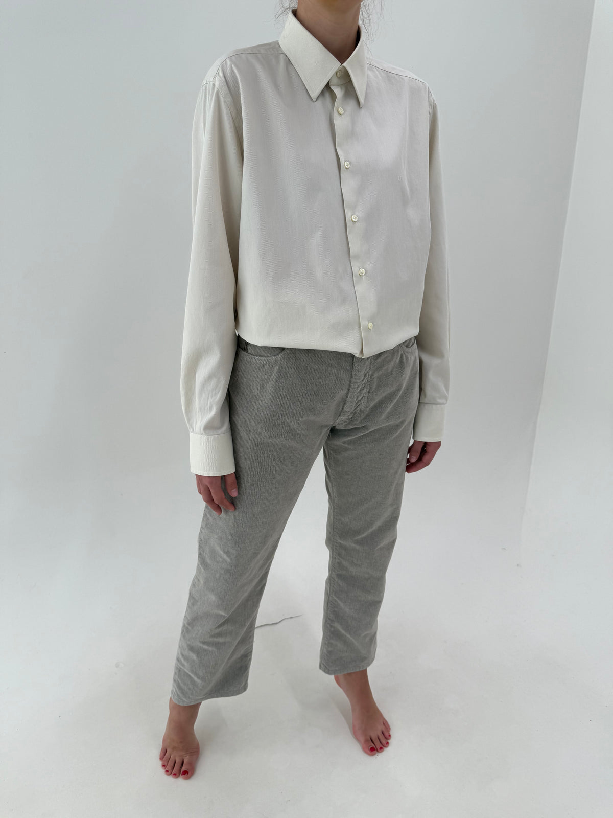 Pantaloni Armani straight leg din catifea de bumbac cu pense