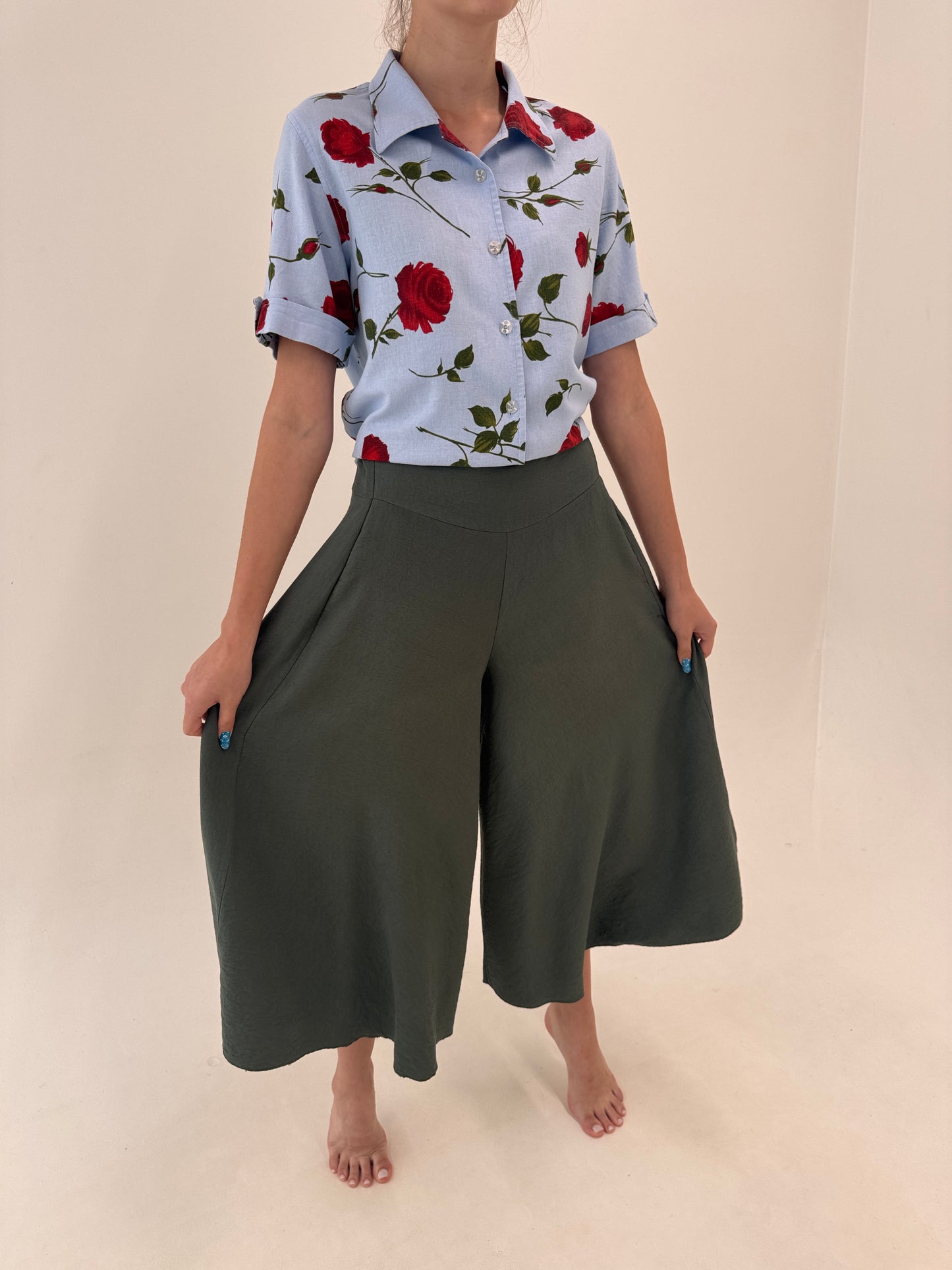 Fustă pantaloni maxi kaki cu talie ultra înaltă marcată din pânză moale