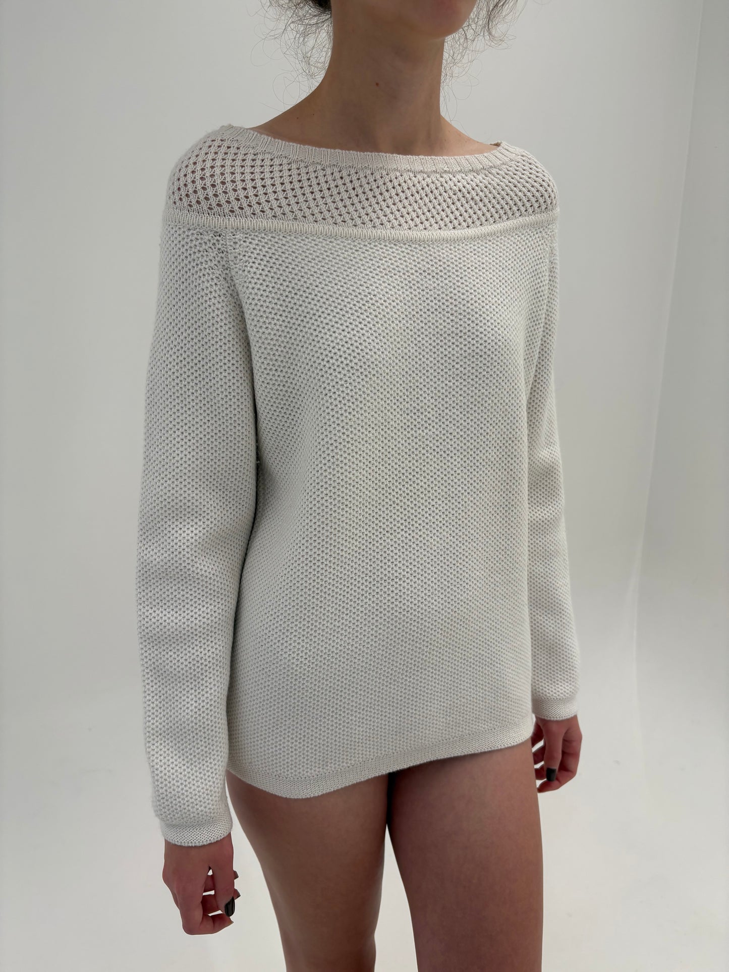 Pulover italian de gramaj mare din lana merino extrafina cu decolteu bărcuță