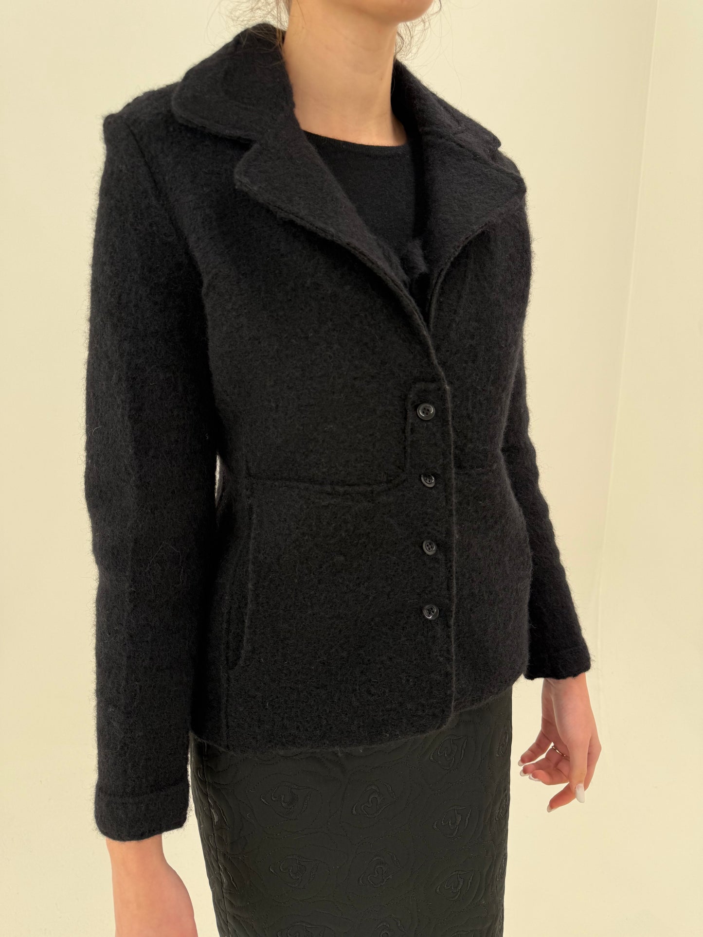 Sacou negru cambrat italian din boiled wool