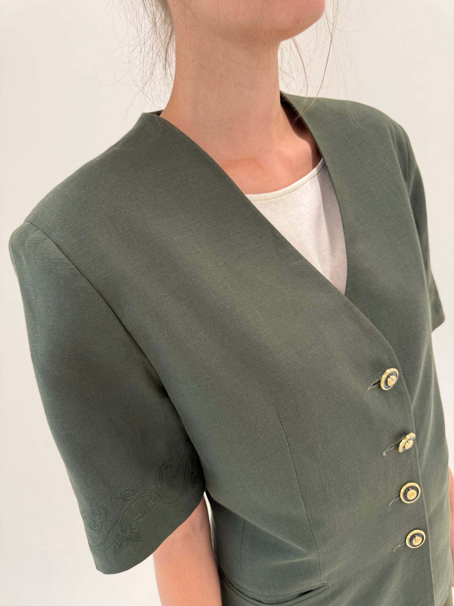 Sacou dark green din pânză de in și vascoza cu nasturi decorativi
