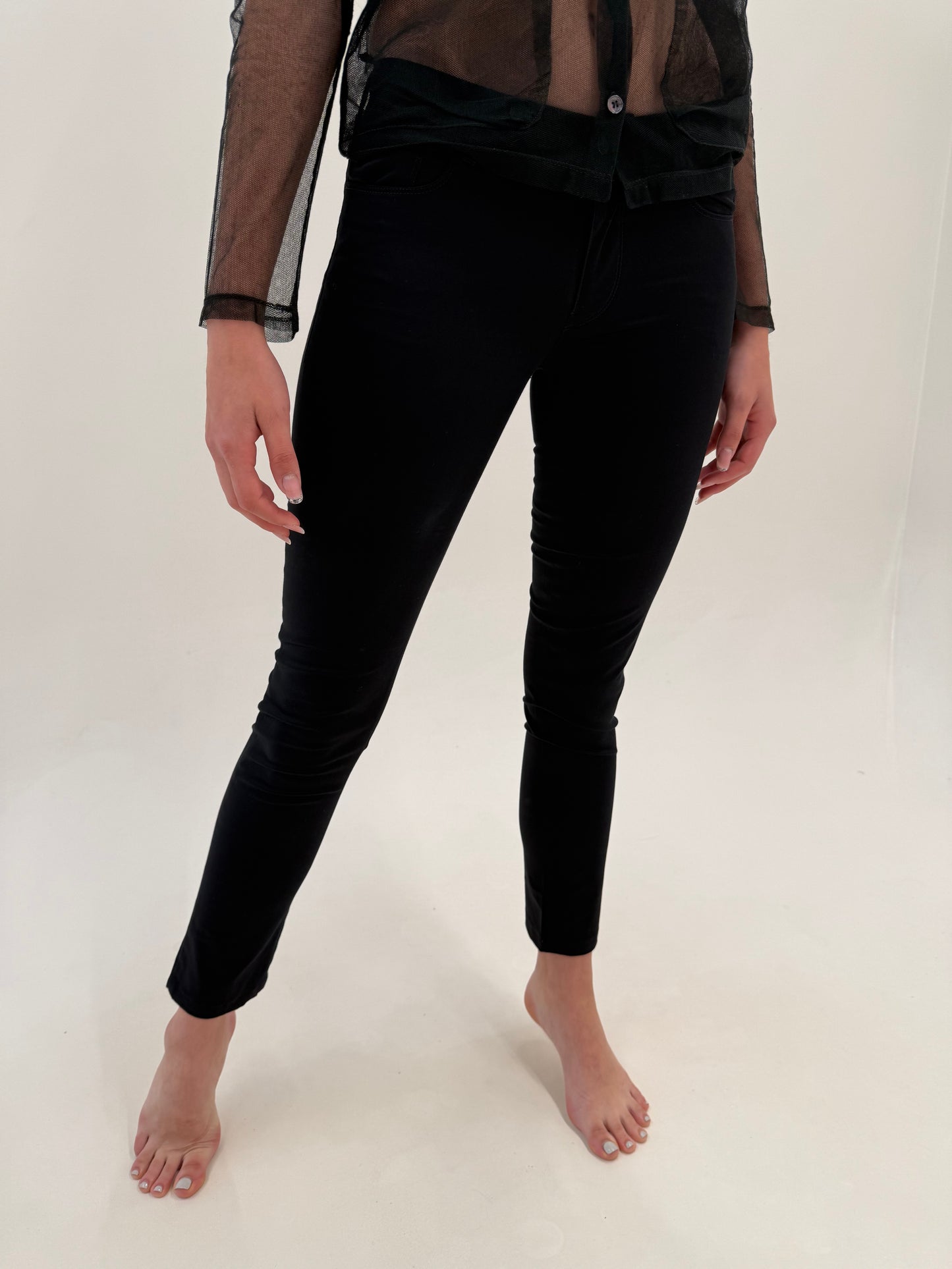 Pantaloni Prada negri petite în croi clasic din poplin ușor modelator