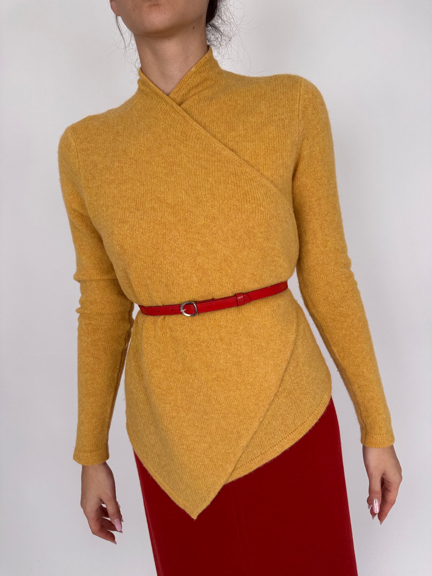 Cardigan amber yellow din lana extrafina