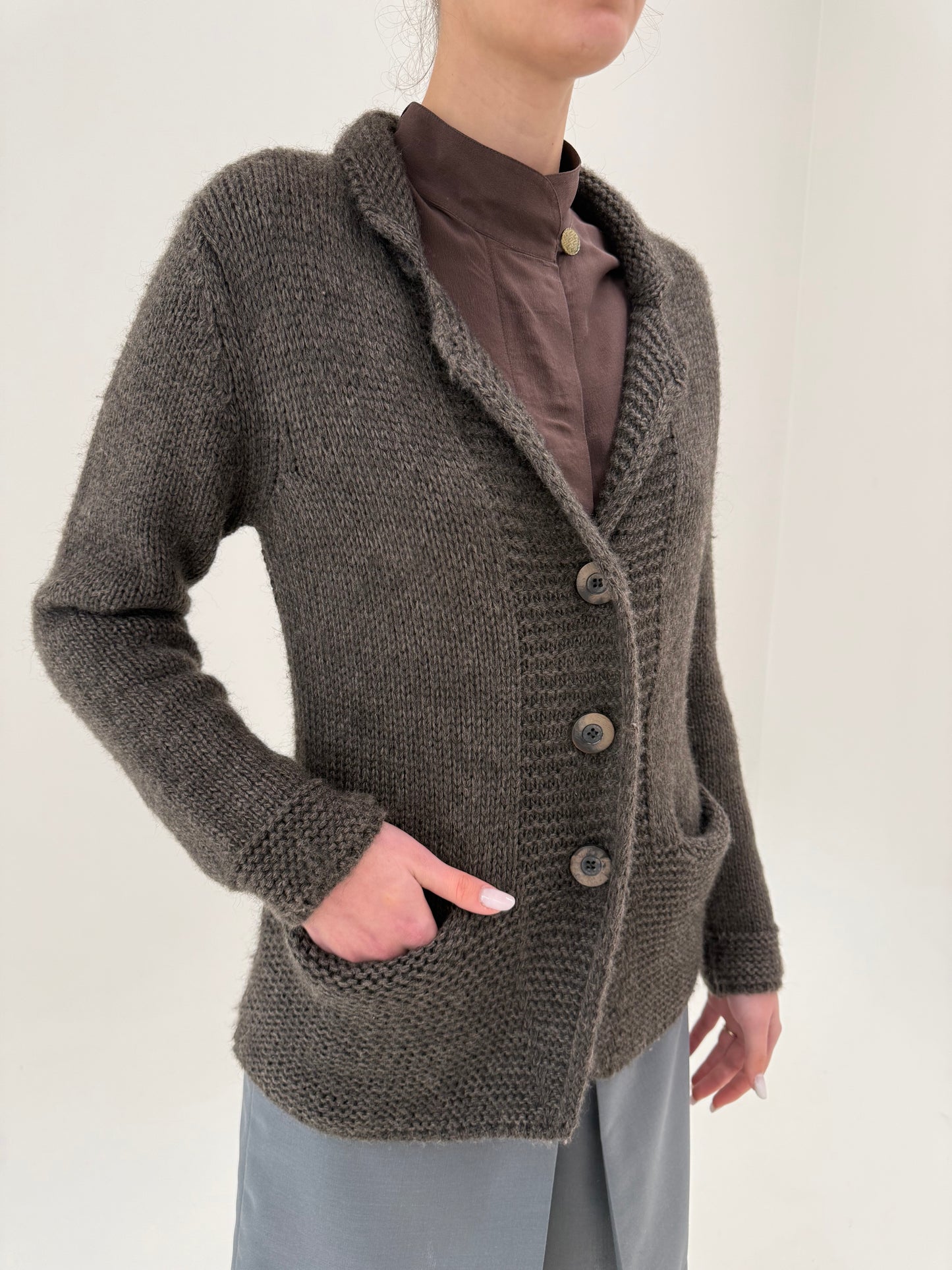 Cardigan tip jachetă italian din lana extrafina texturată multiply taupe brown