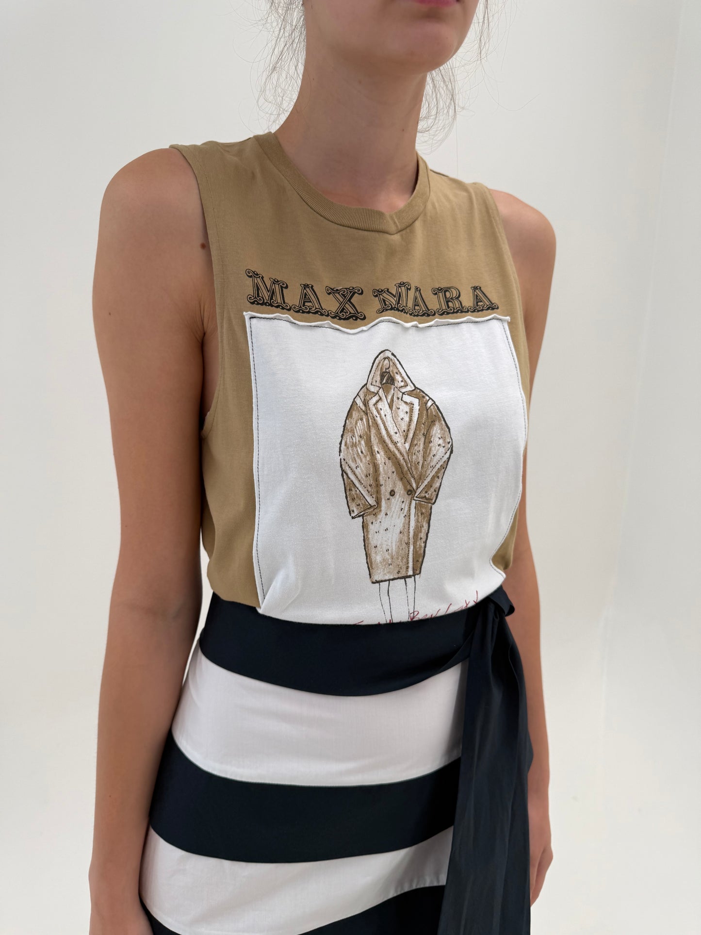 Top Max Mara camel cu logoul brandului din bumbac