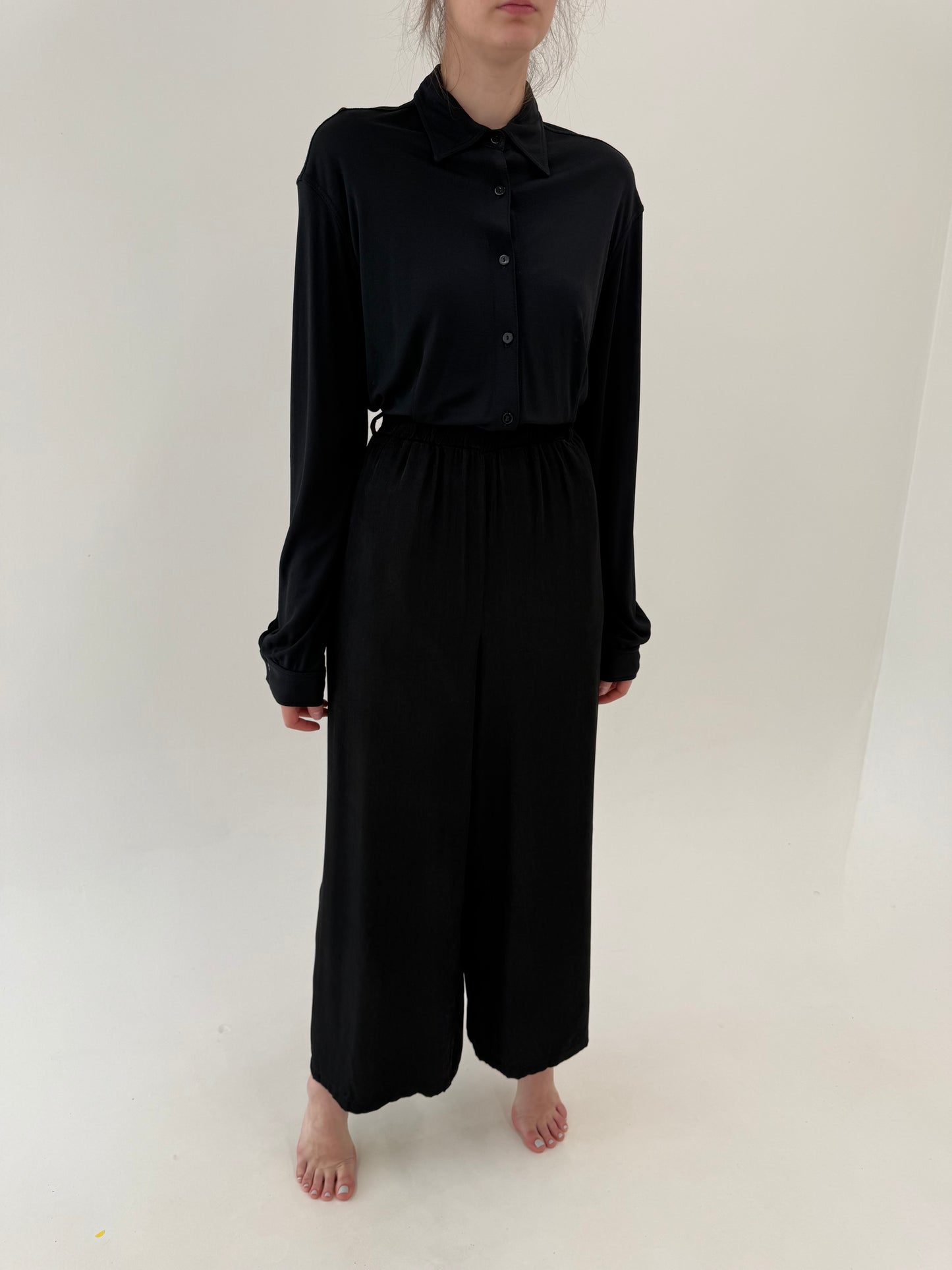 Pantaloni negri palazzo tall cu talie ultra înaltă elastică plus size