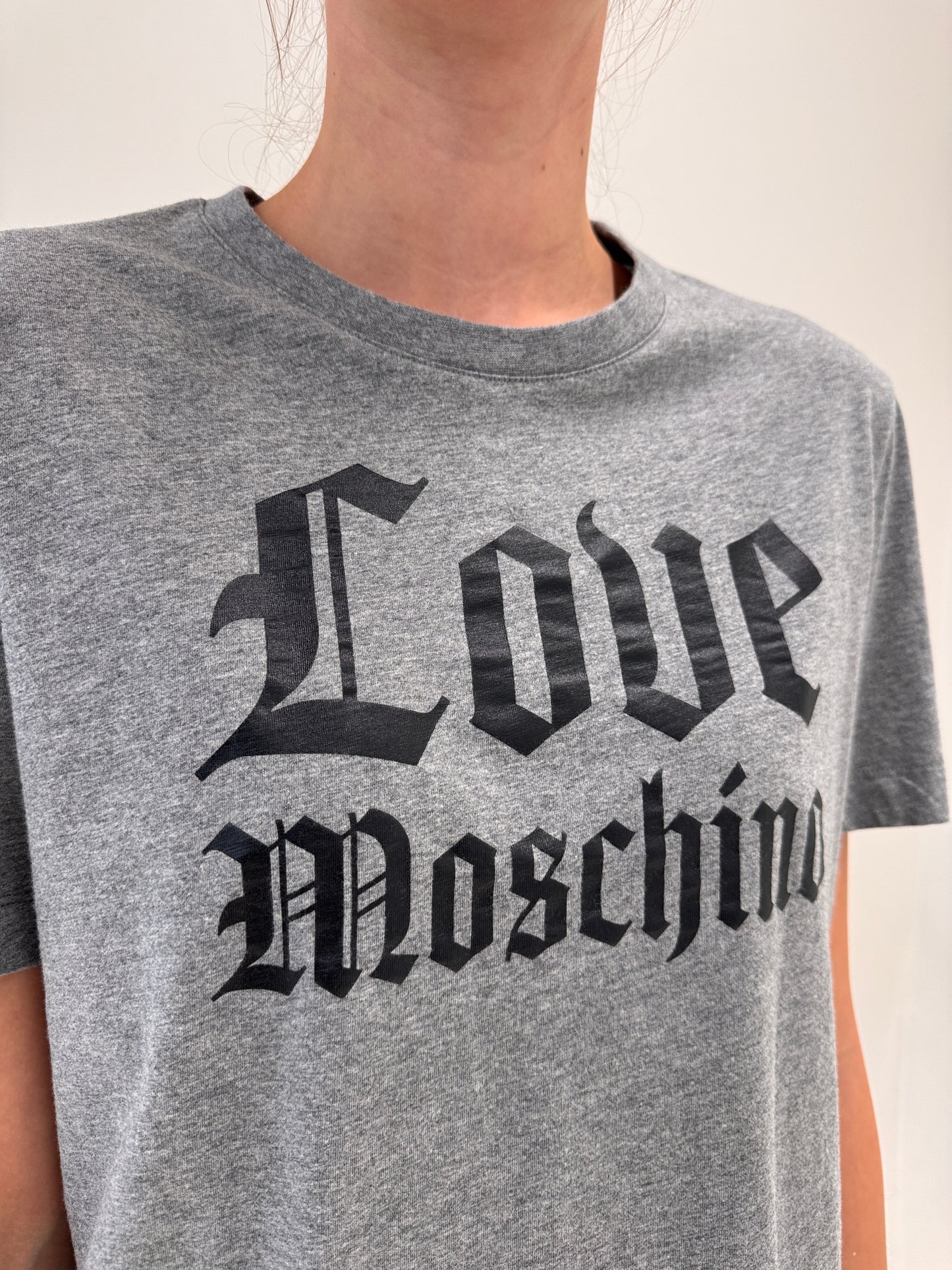 Top Moschino din bumbac premium modelator