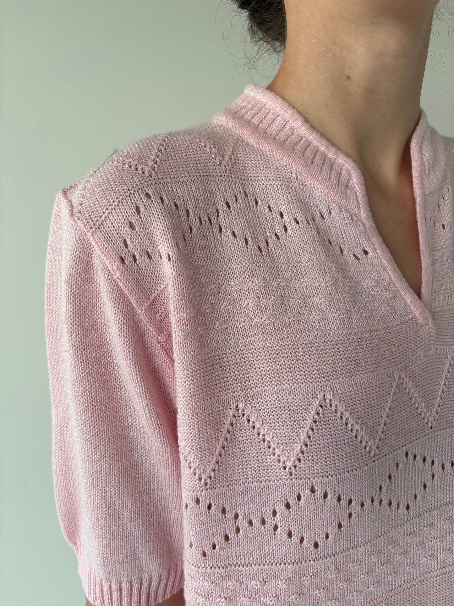 Top vintage dantelat powder pink din jerse