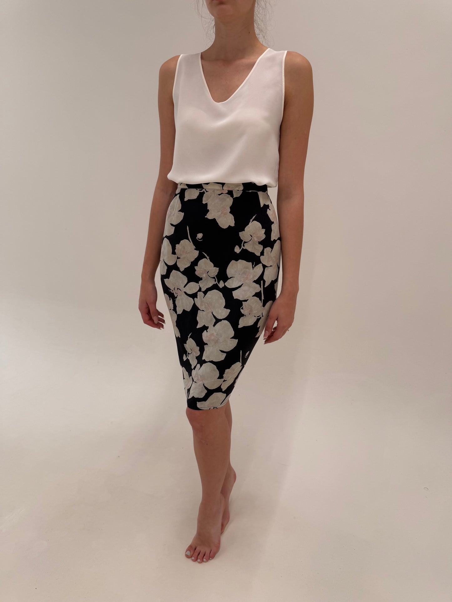Deux piece clasic italian de brand luxury din mătase naturală cu print floral delicat