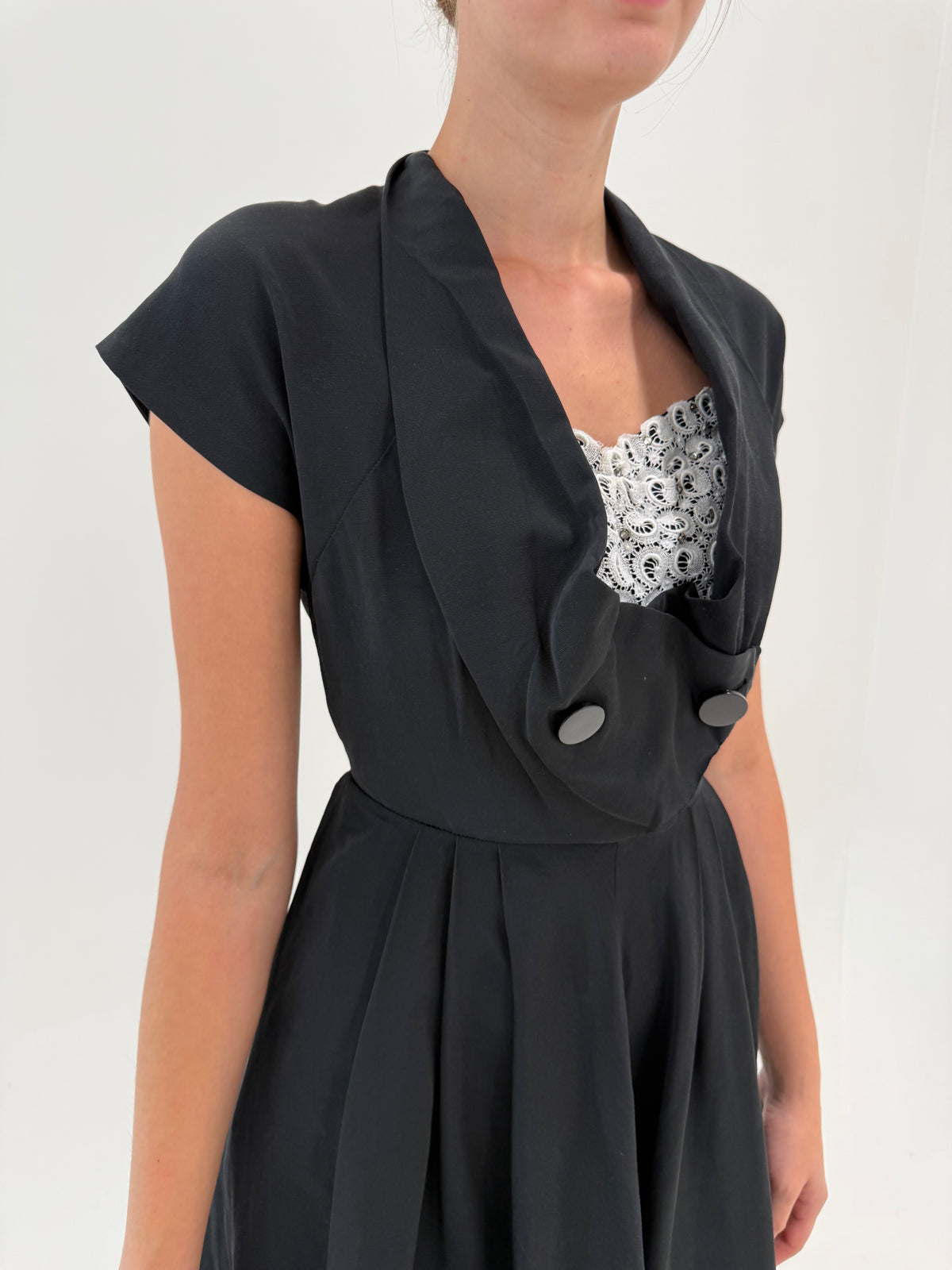 LBD old vintage 1958–1965 New Look din faille cu dantela macrame
