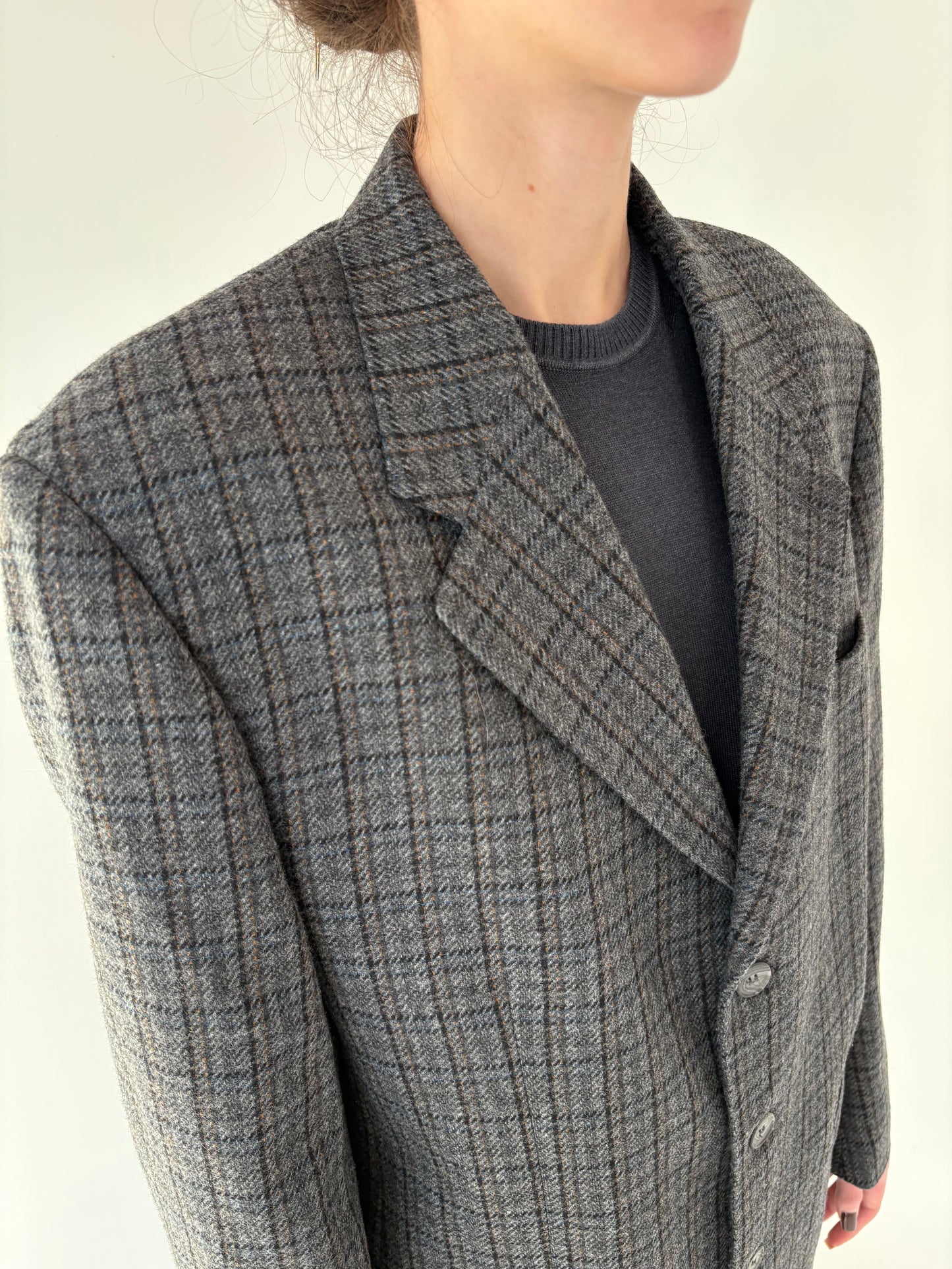 Sacou italian din tweed gros de lana în carouri și nuanțe neutre