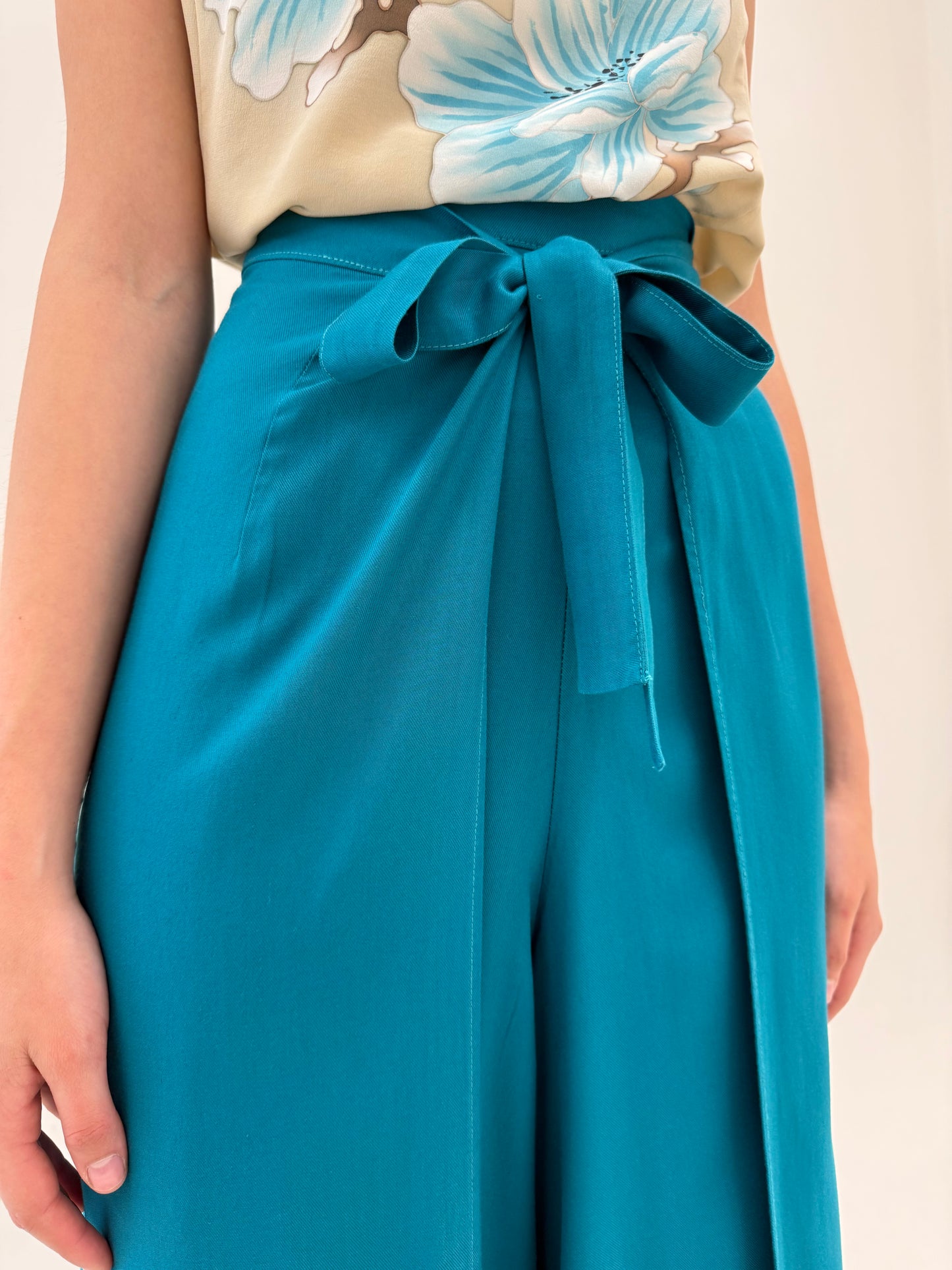 Pantaloni palazzo reglabili din twill excepțional