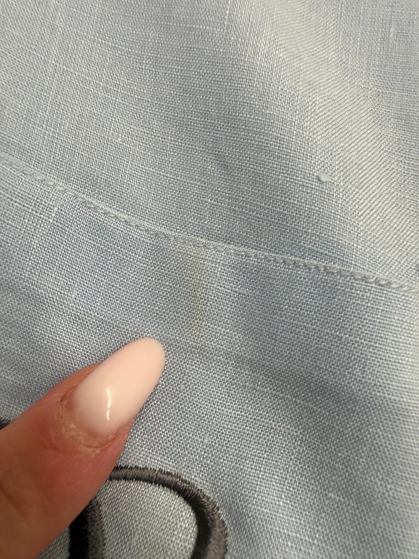 Top Valentino baby blue din in cu broderie în croi retro modern