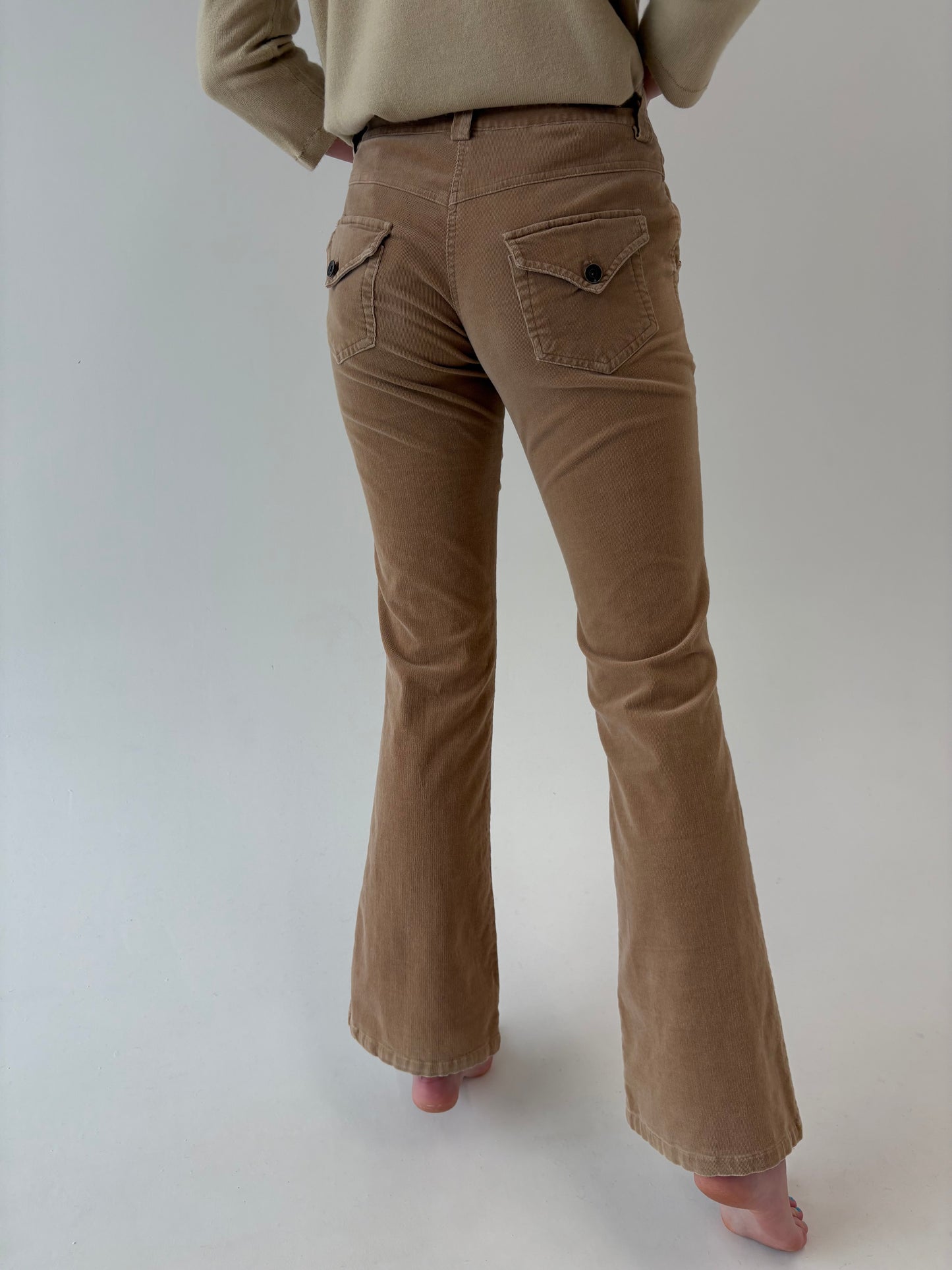 Pantaloni camel evazați din corduroy confort modelatori