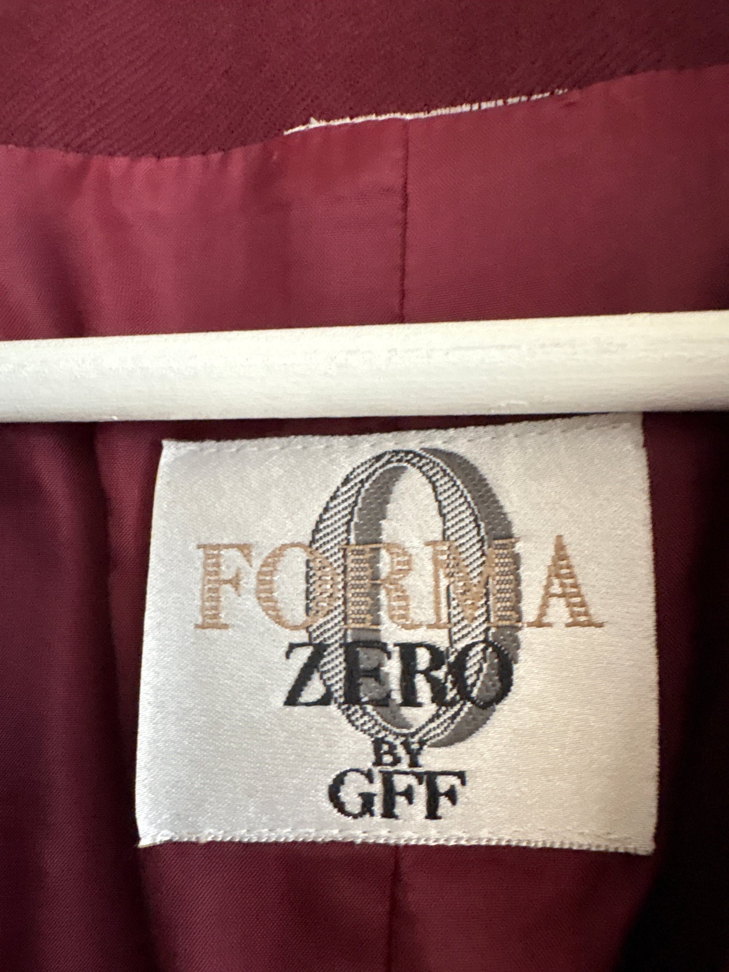 Sacou luxury Gianfranco Ferre burgundy din lana extrafina de la zi la seară