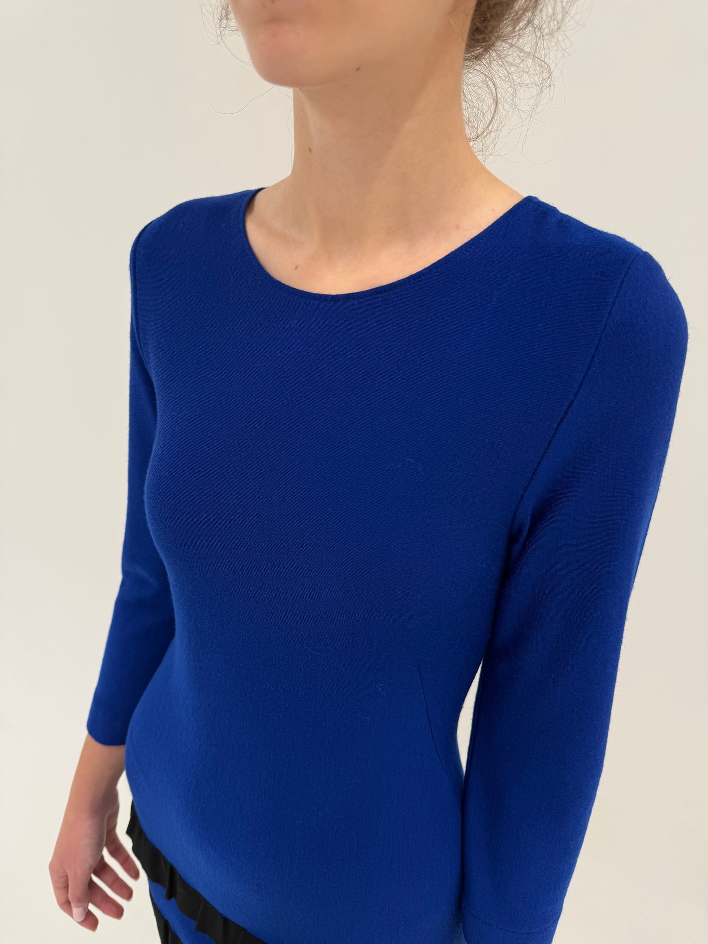 Rochie ‘tube dress’ old vintage anii 70 din jerse de lana extrafina albastru cerneală