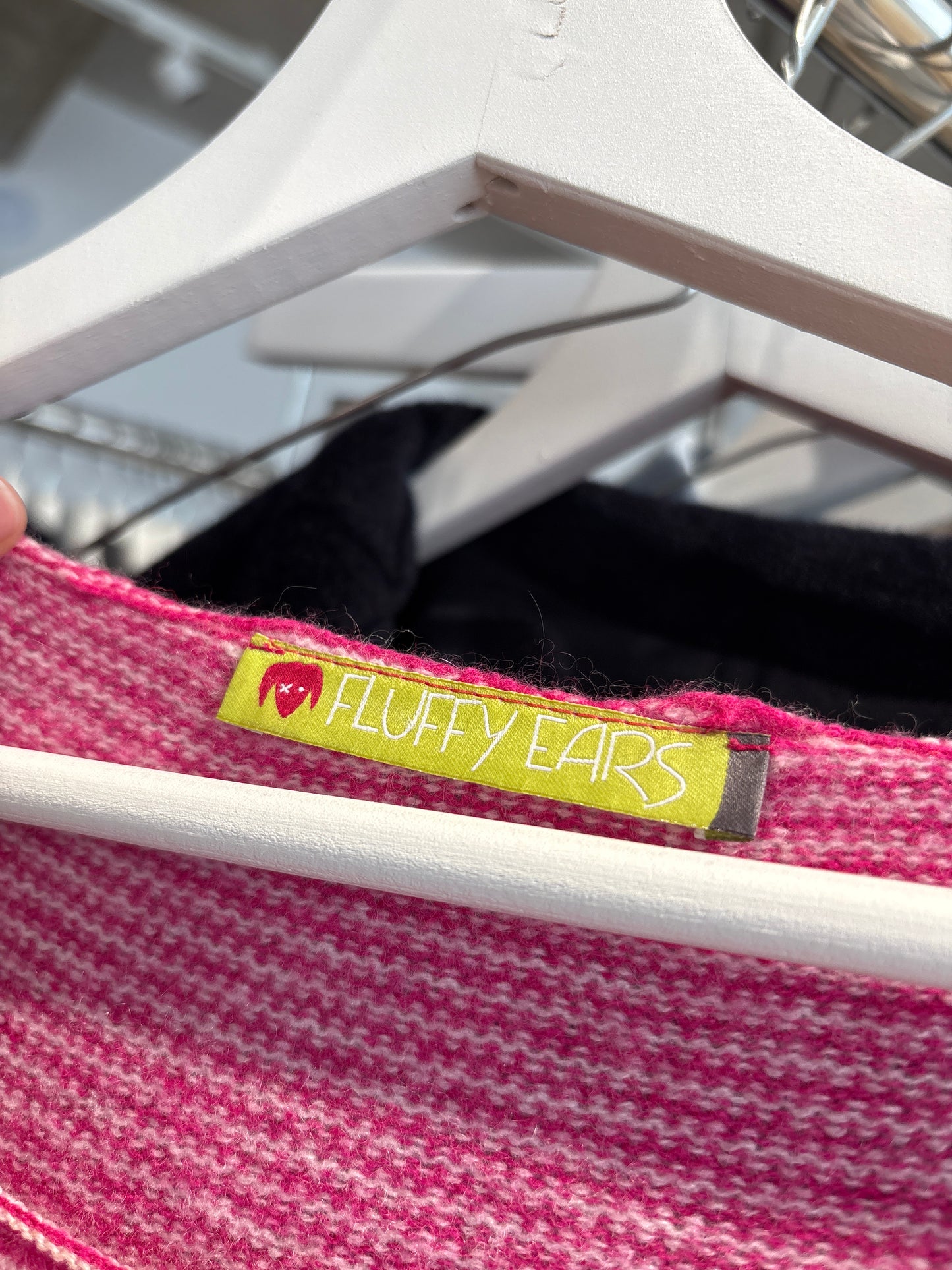 Top în dungi și croi lejer din cașmir Barbie pink și alb