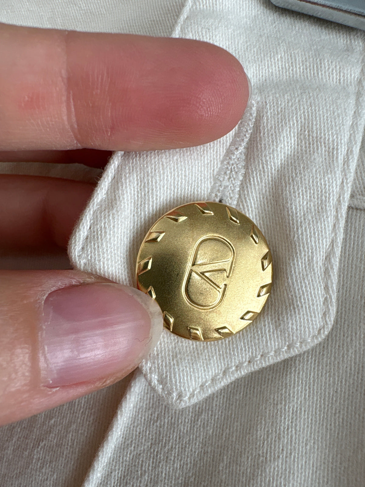 Pantaloni vintage Valentino din bumbac gros în croi evazat cu nasturi aurii