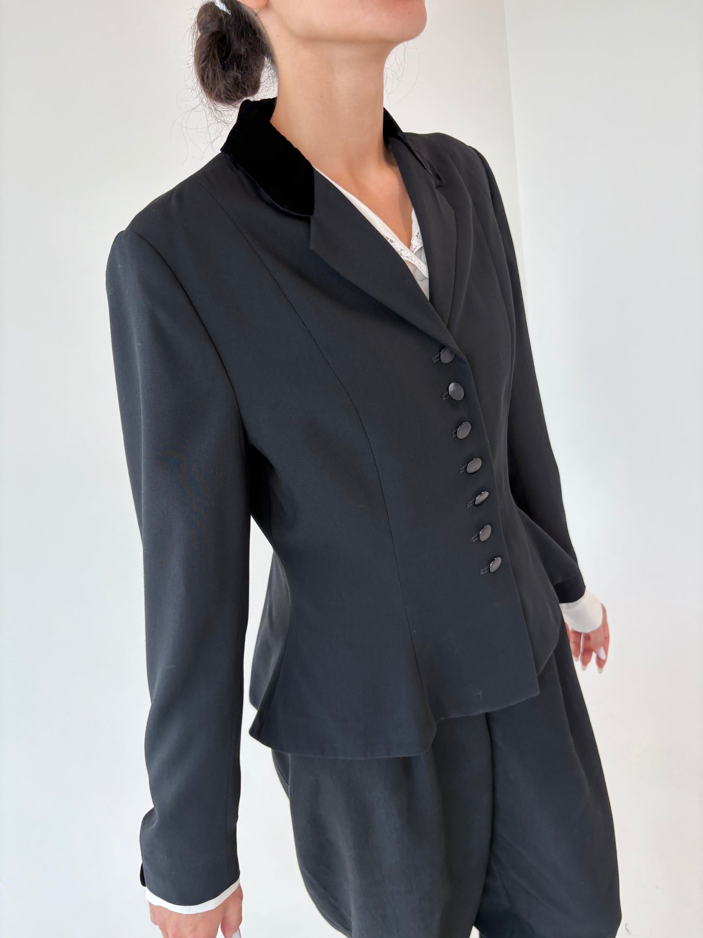 Sacou old vintage negru ultra cambrat în stil Dior din lana extrafina