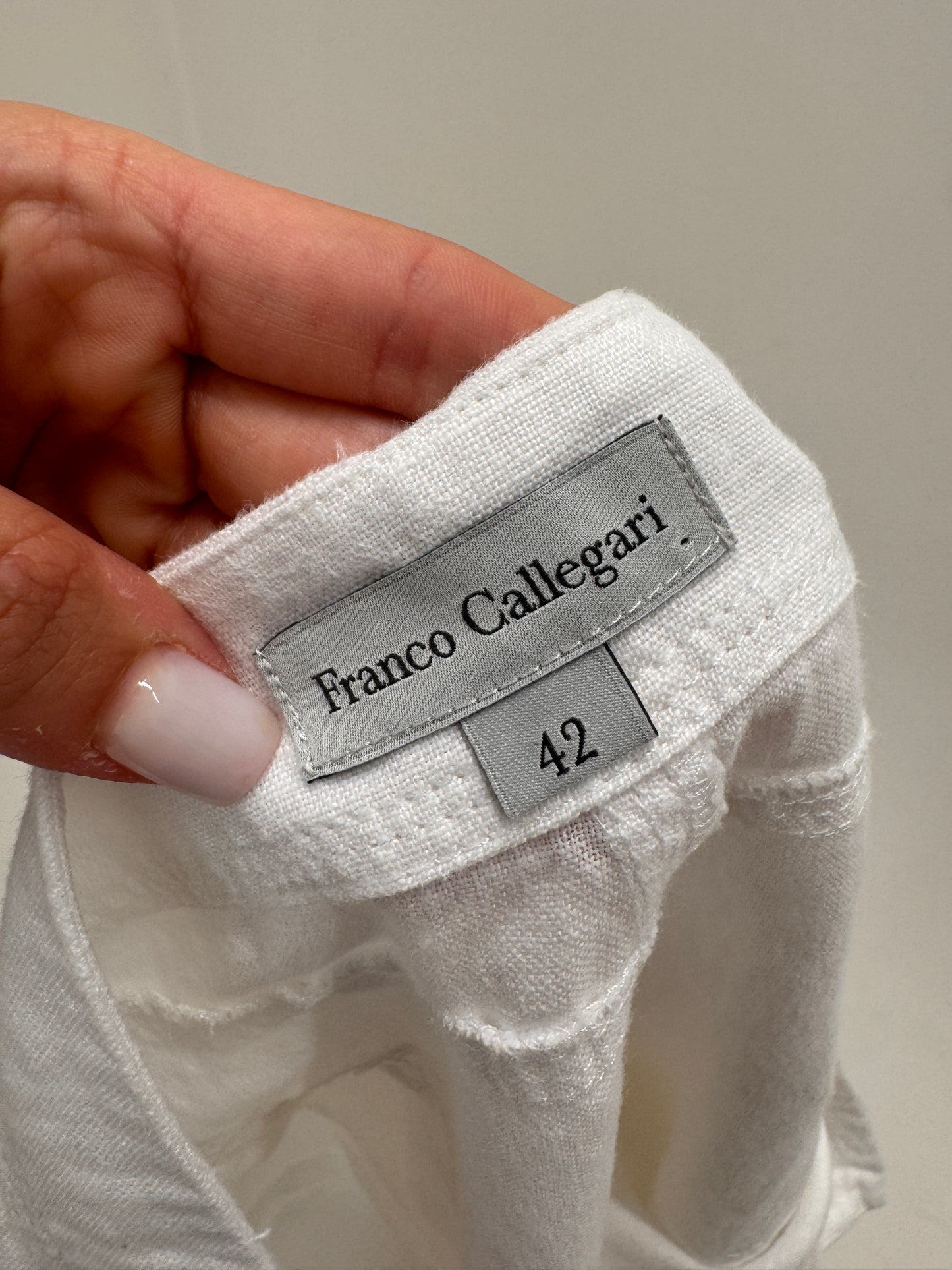 Pantaloni din in premium în croi drept cu talie reglabilă