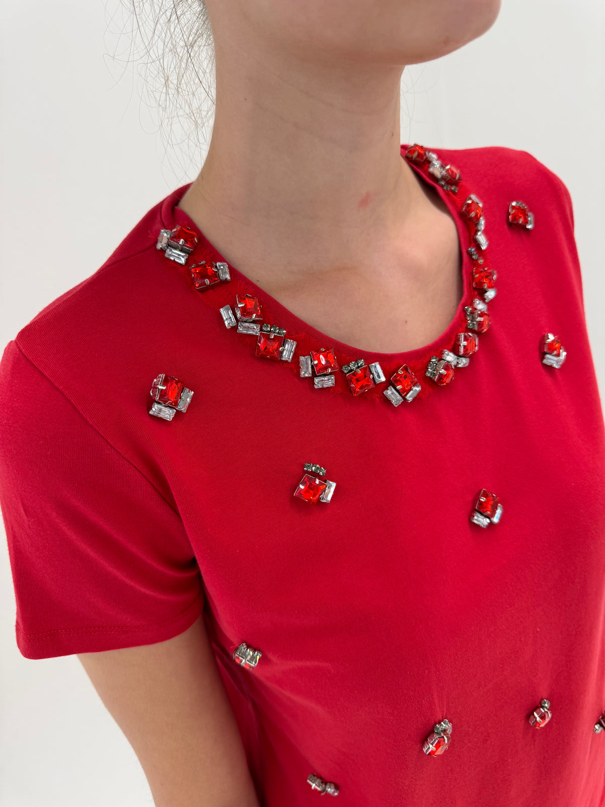 Top Max Mara cherry red cu aplicații manuale din bumbac premium