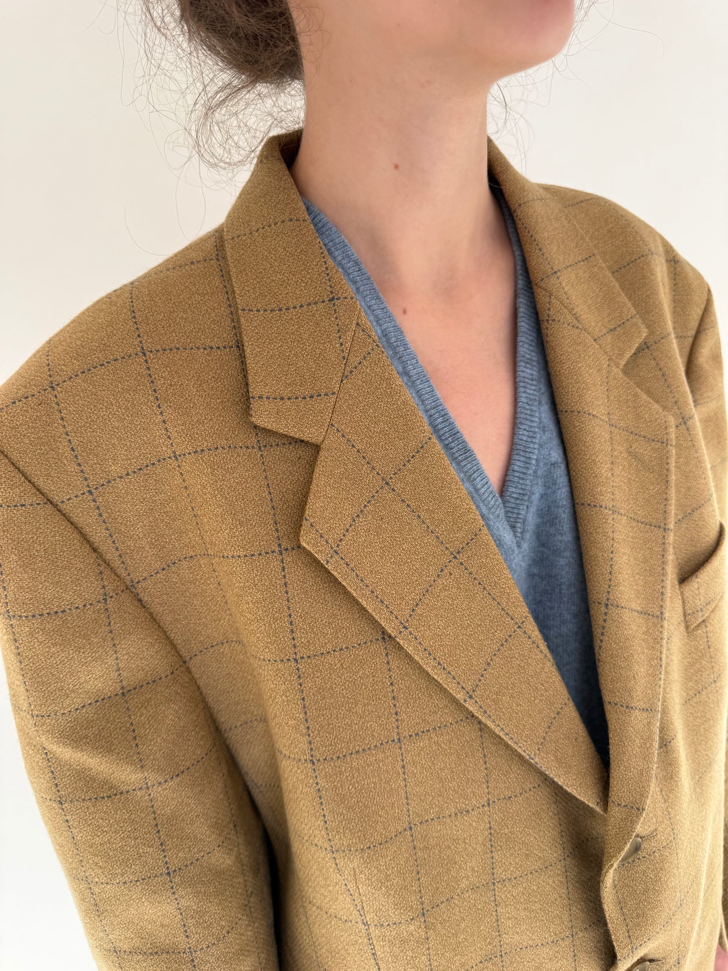 Sacou camel în croi actual din tweed gros de lana pura certificată