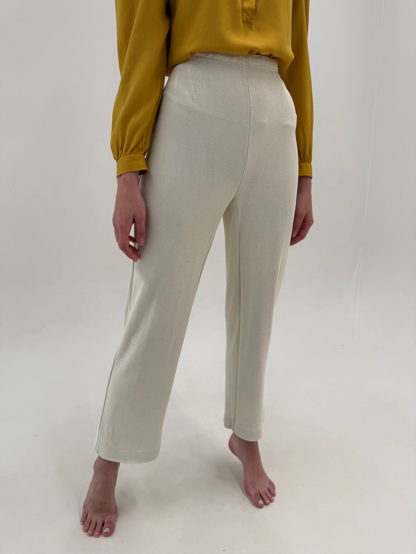 Pantaloni Valentino off white de vară din jerse crisp