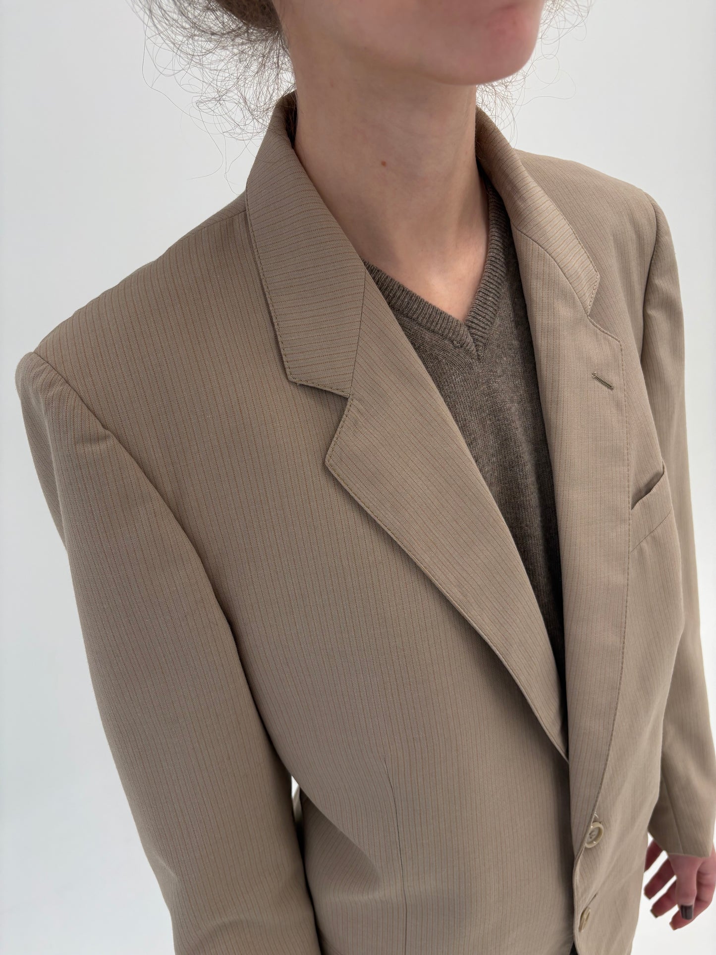 Sacou italian light nude din stofă de lana extrafina structurată