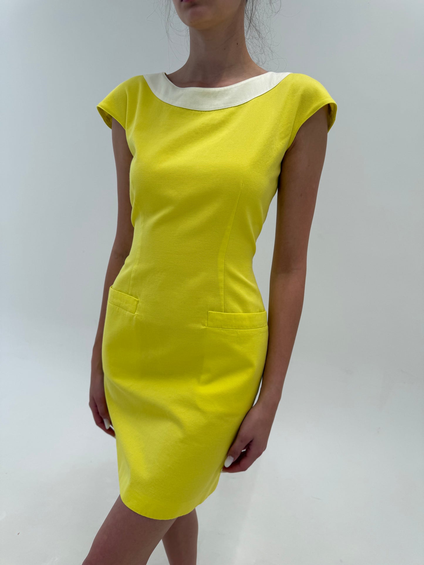 Rochie Marella by Max Mara în croi cambrat din faille de bumbac electric  yellow