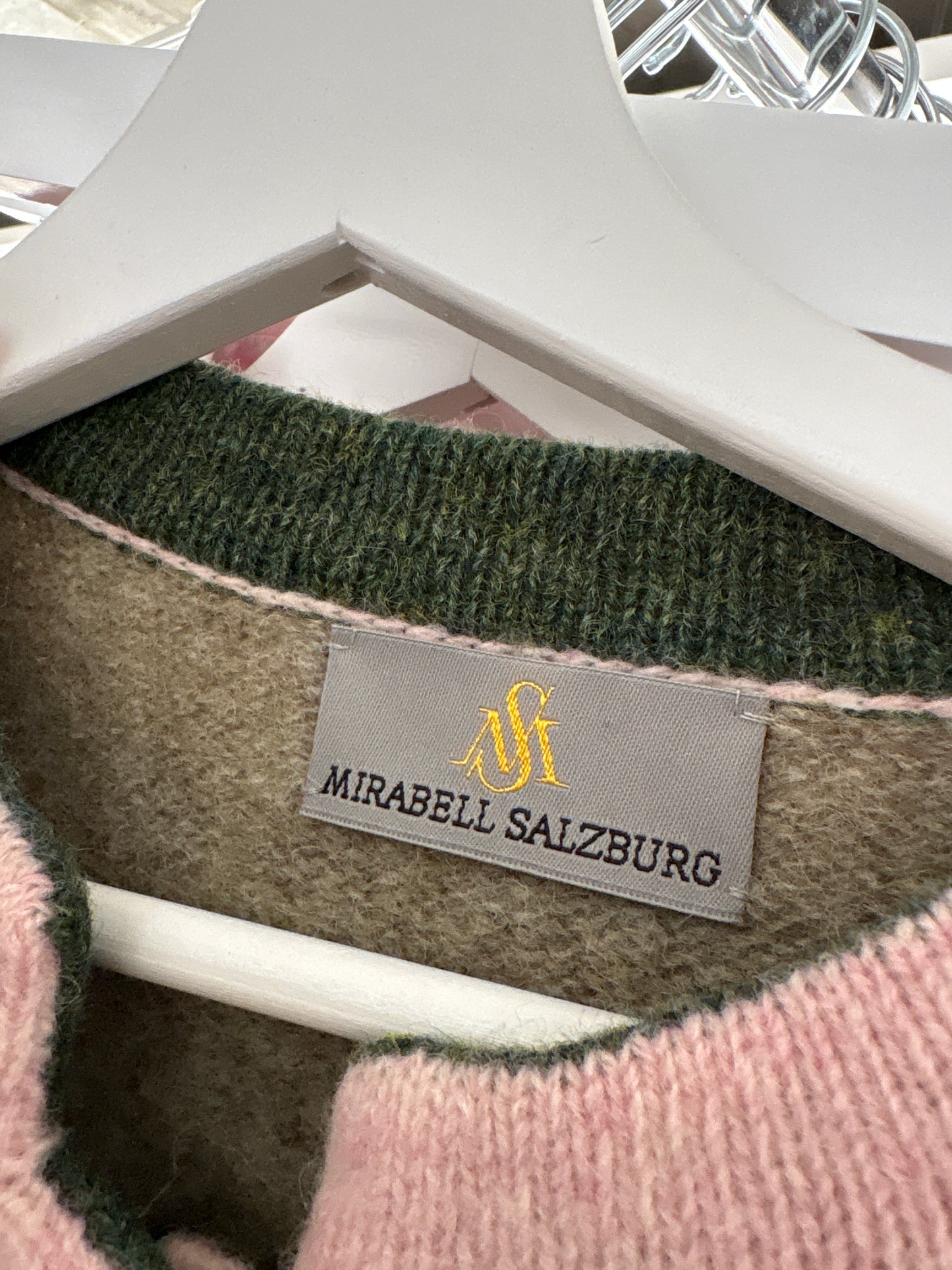 Cardigan super gros cu paspoal roz pudrat din lana pura