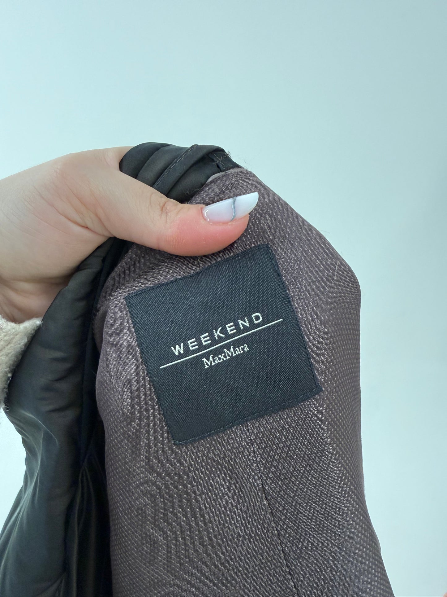 Geacă subțire Max Mara cu talie marcată reglabilă din material impermeabil