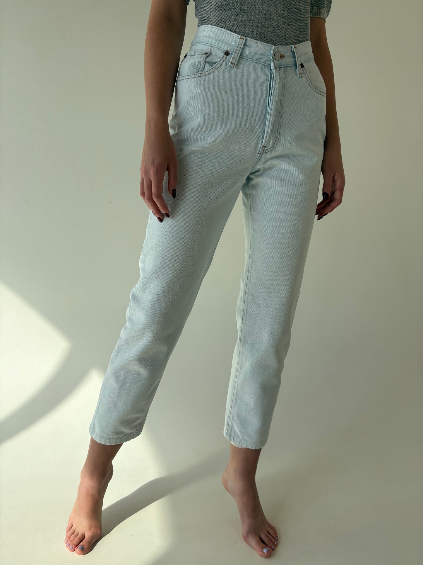 Jeans old vintage Levi’s 501 de colecție din anii 80