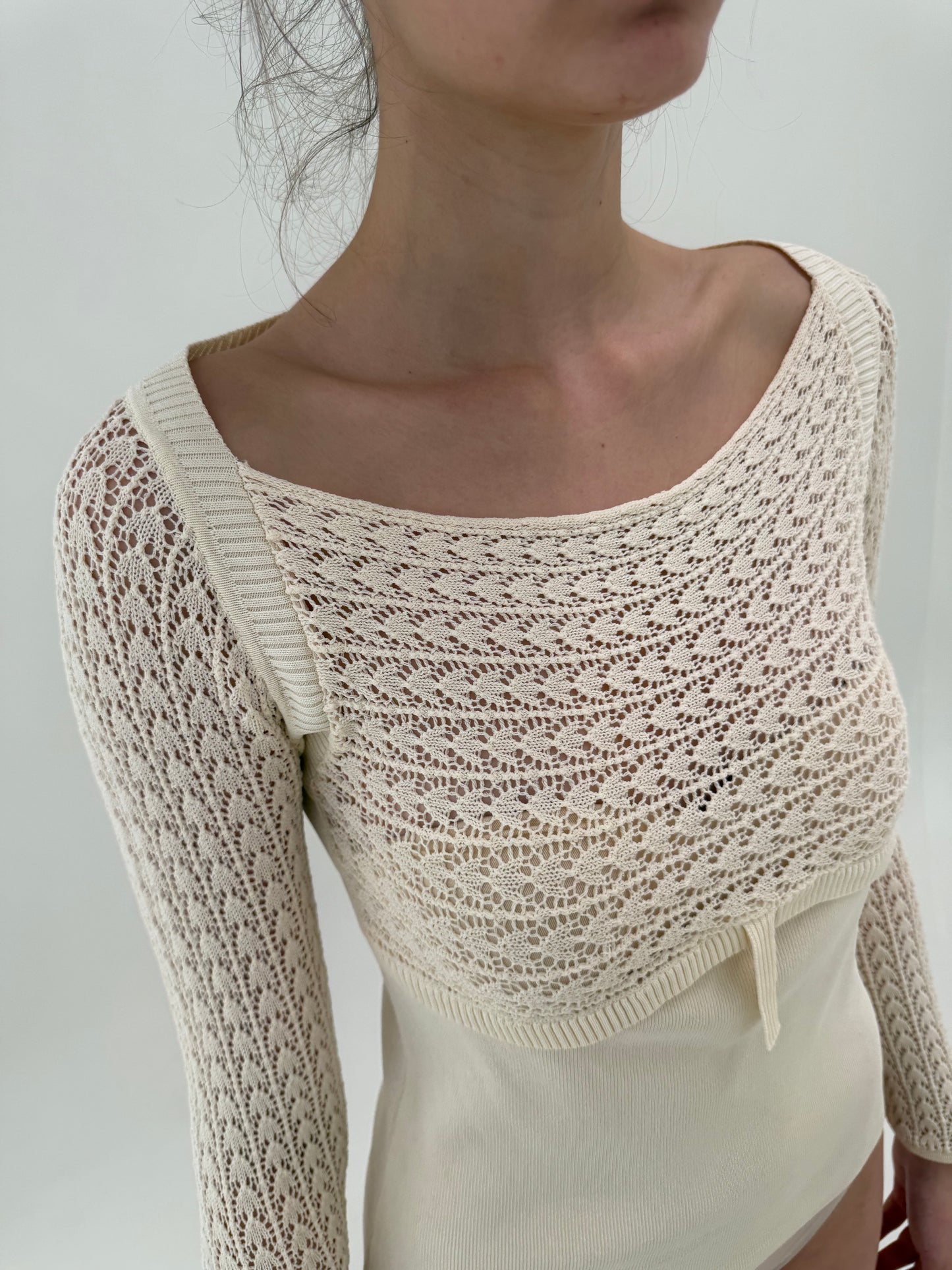 Soft knit ultra feminin nude din vascoza cu mătase naturală