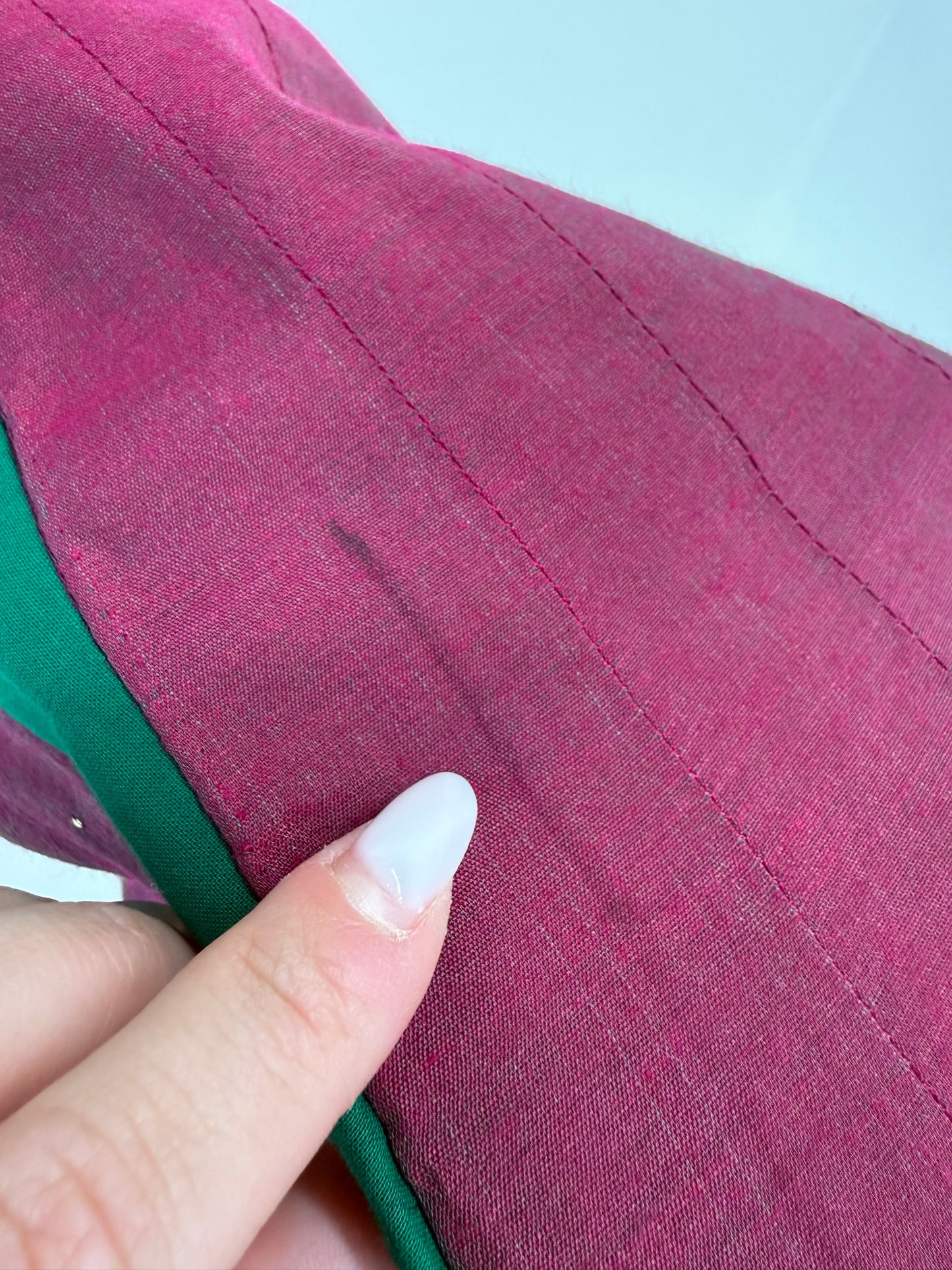Rochie de inspirație asiatică cu broderie manaula excepțională și inserții aurii ‘kurti dress’