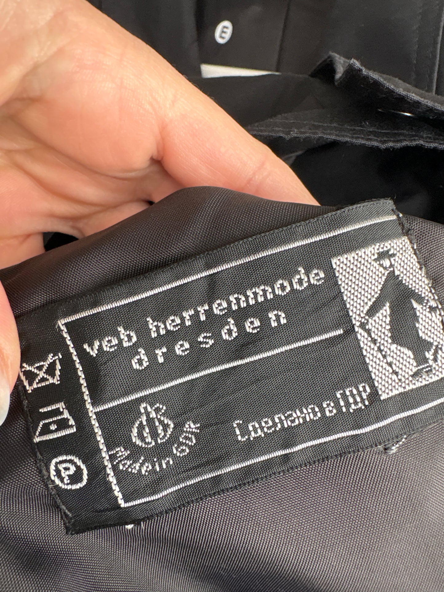 Jacheta neagră vintage din garbardina de bumbac  in croi retro modern